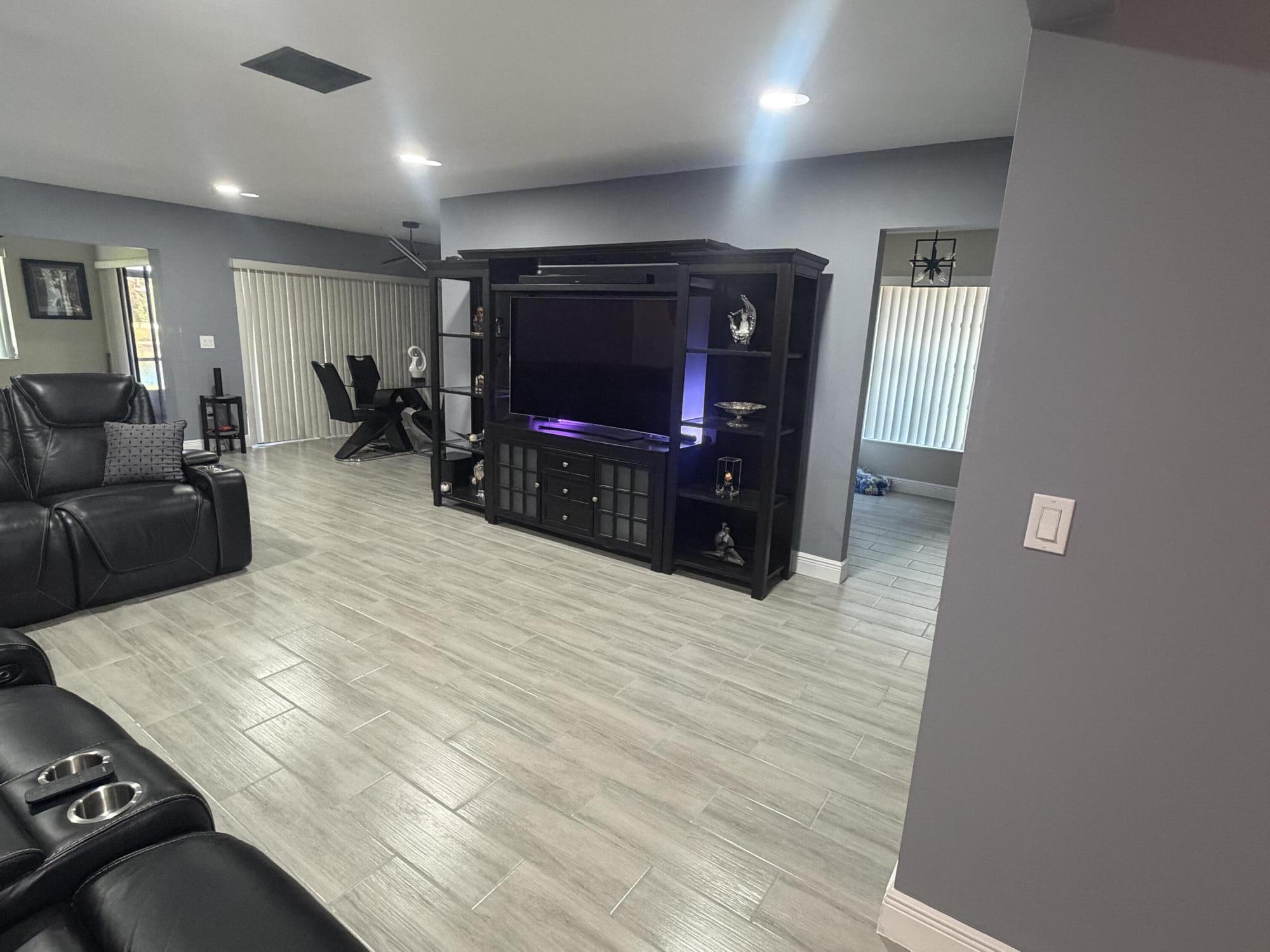 6313 Tall Cypress Circle