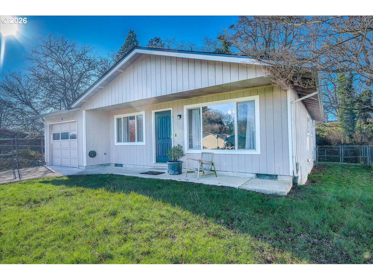 415 S 12TH ST, St. Helens