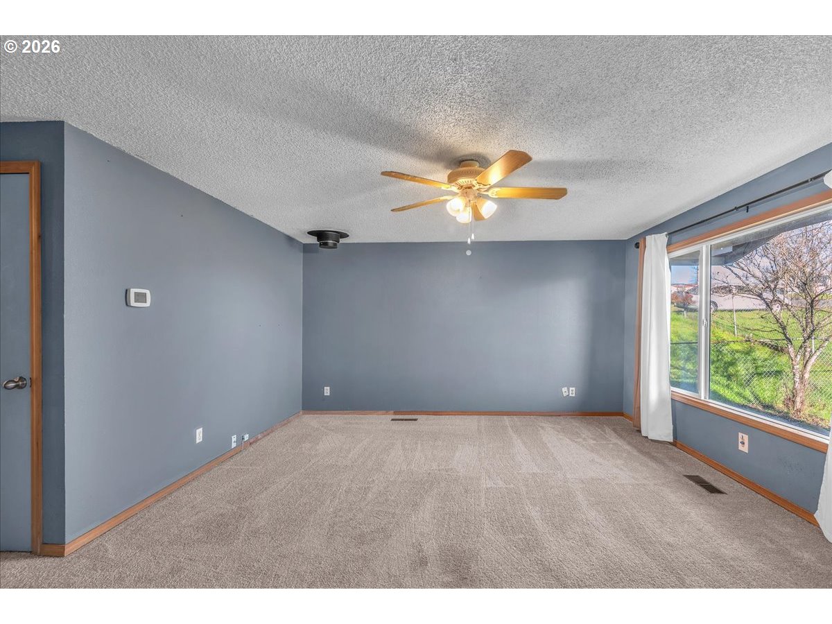 415 S 12TH ST, St. Helens