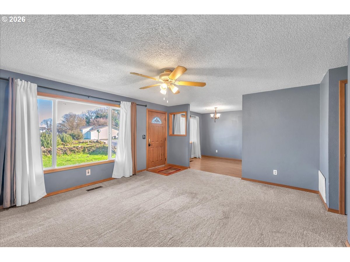 415 S 12TH ST, St. Helens