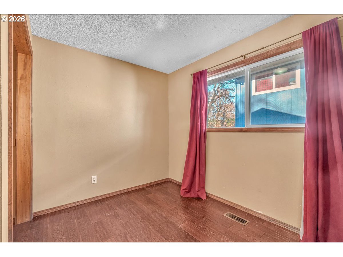 415 S 12TH ST, St. Helens