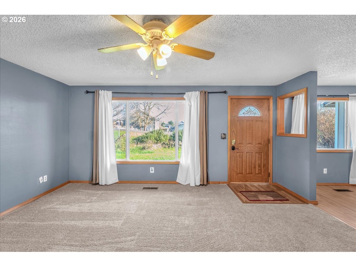 415 S 12TH ST, St. Helens