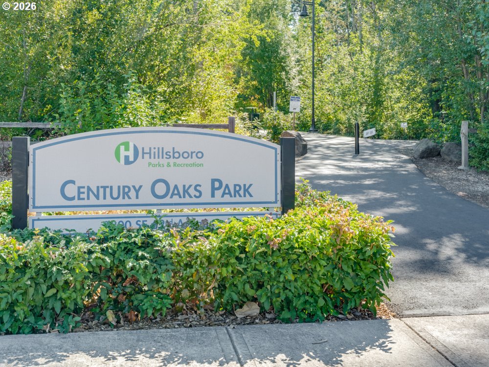 4272 SE CENTURY BLVD