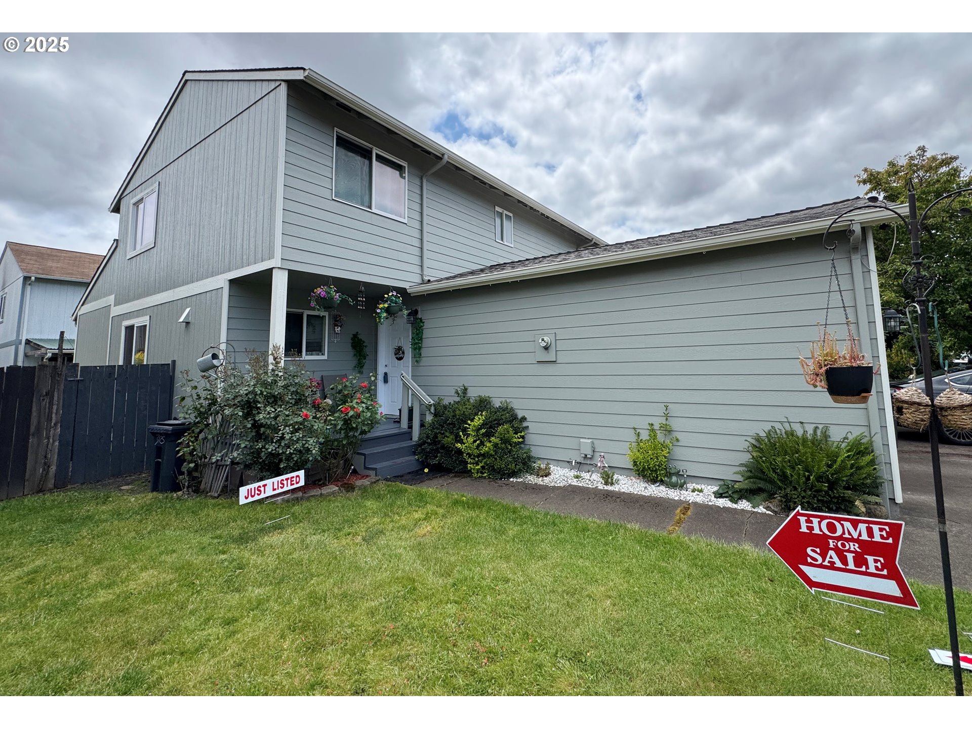 3125 NE FLINTLOCK PL