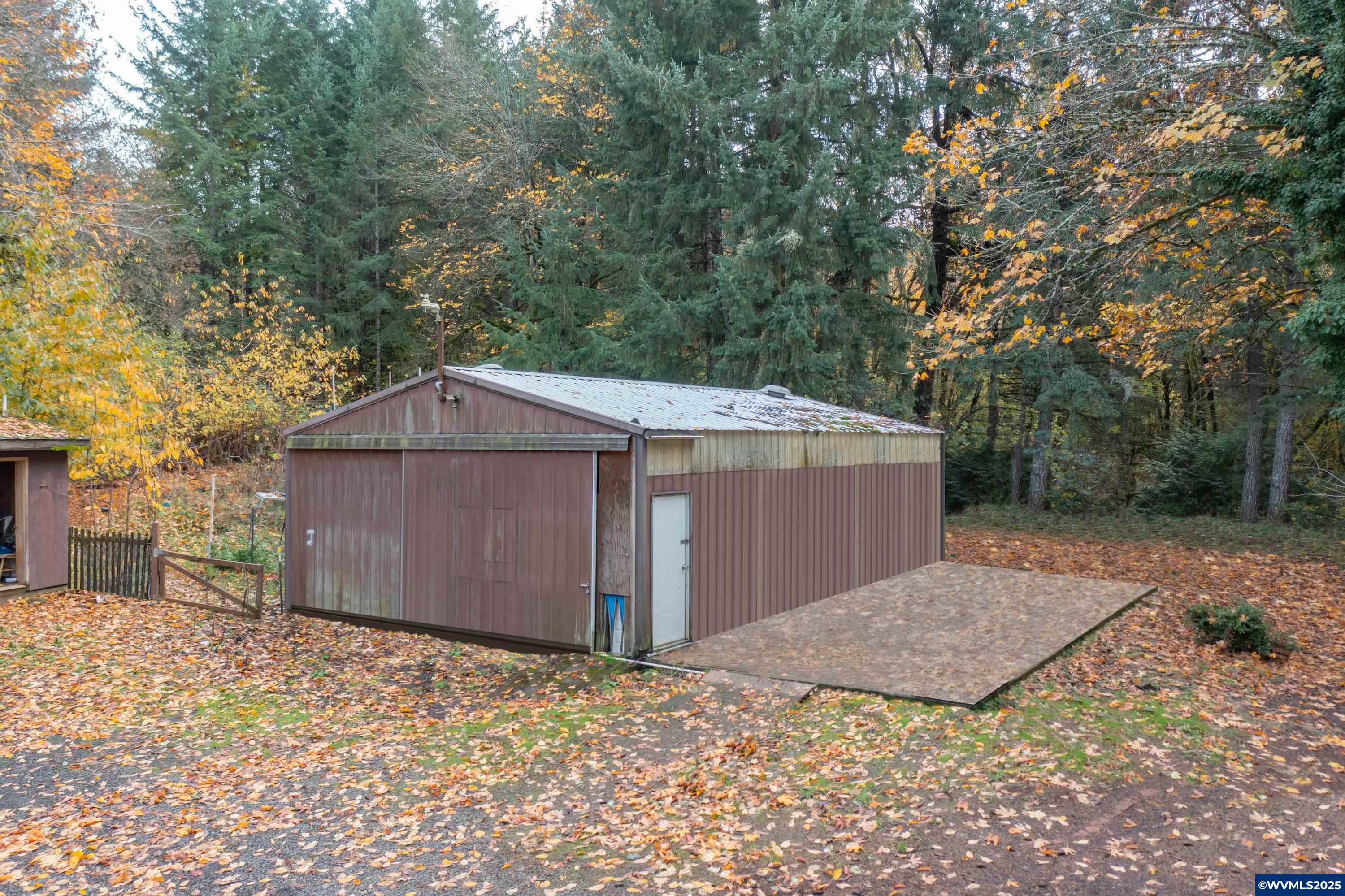 6000 River Rd