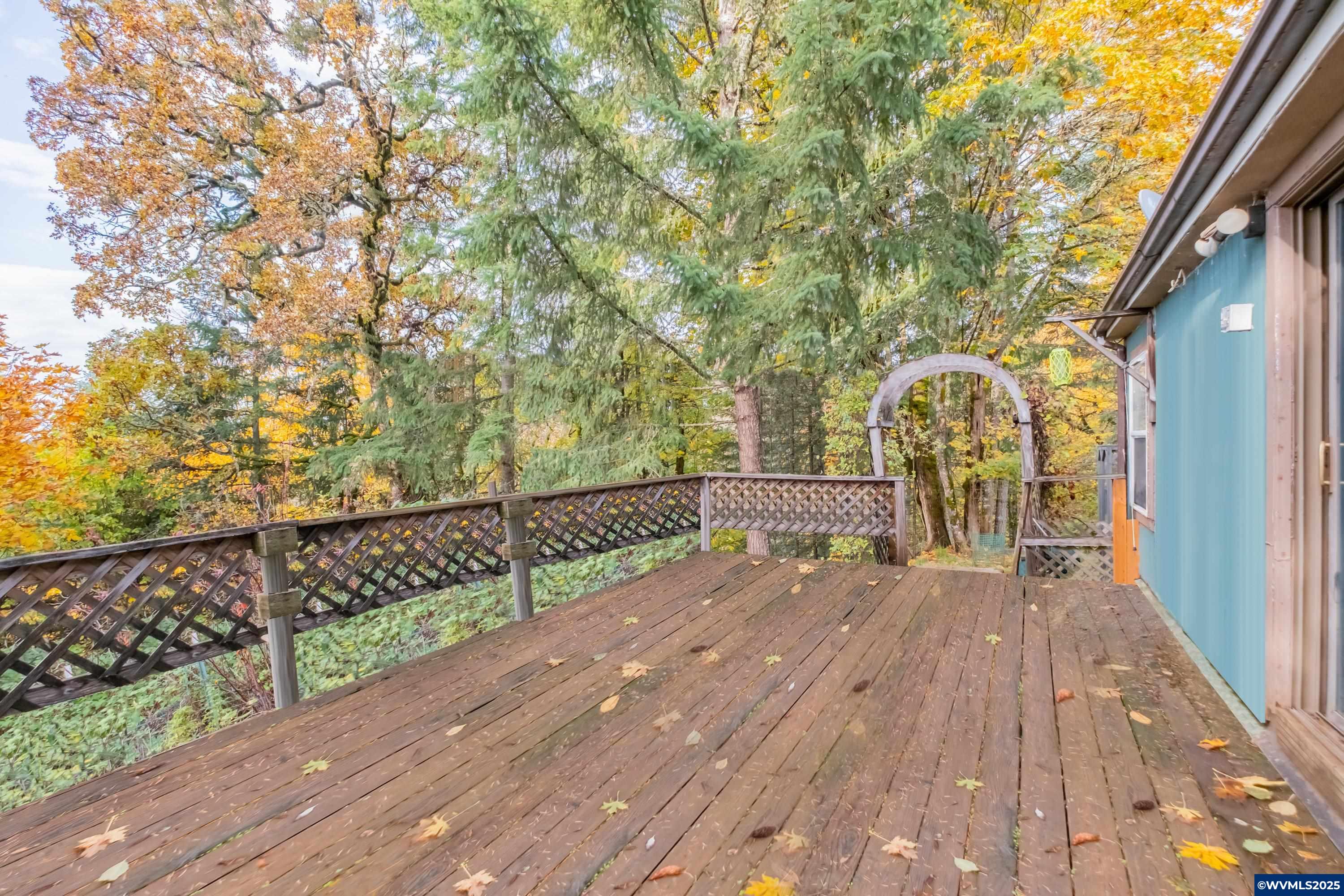 6000 River Rd