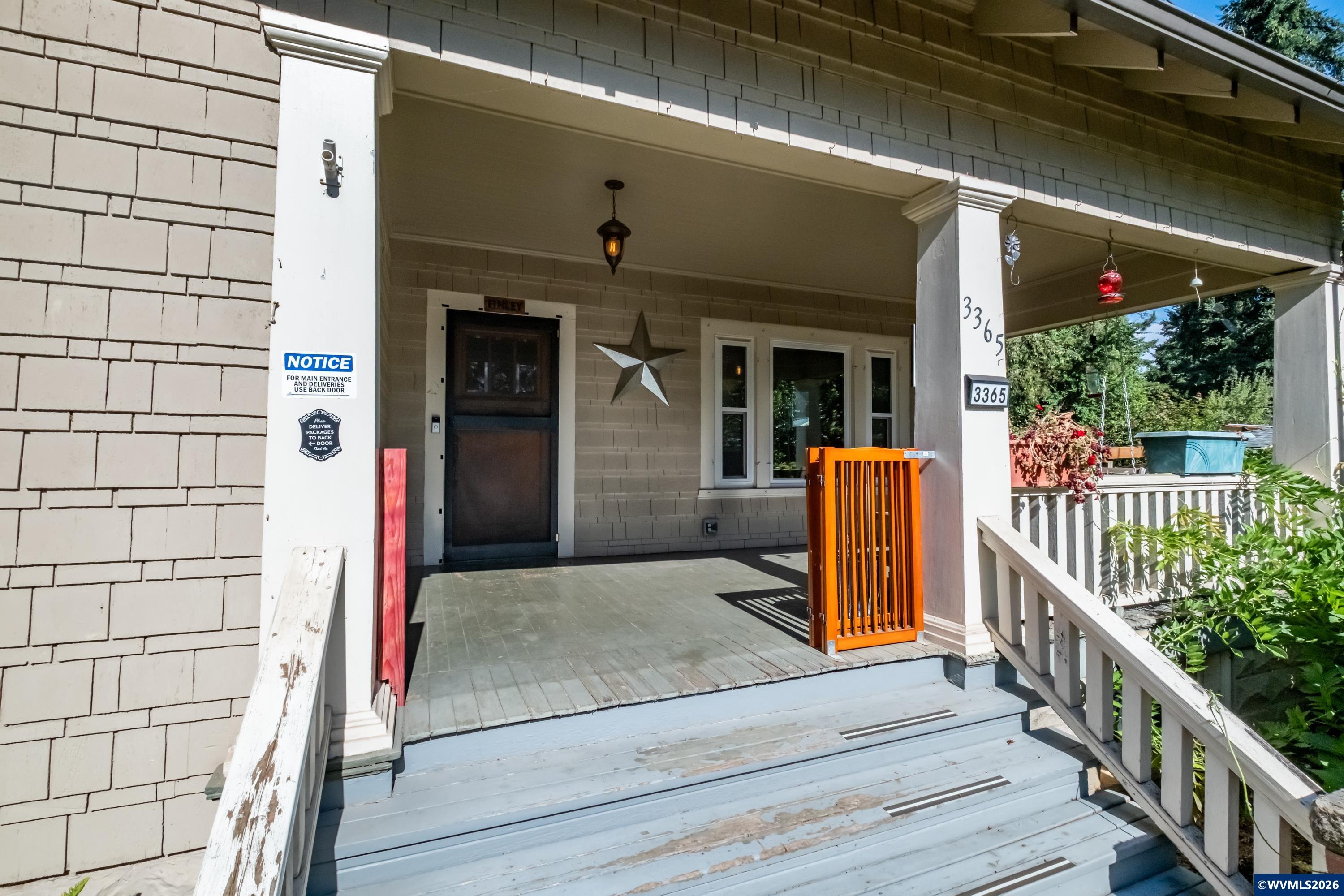 3365 Argyle Dr
