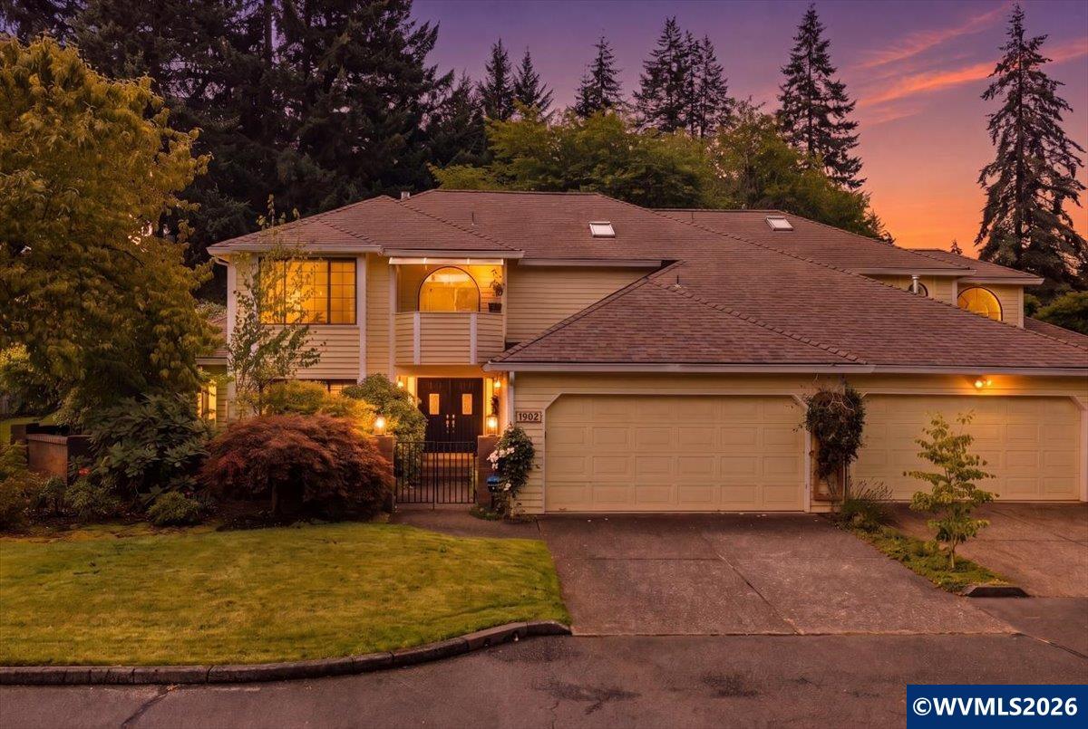 1902 Spicetree Ln
