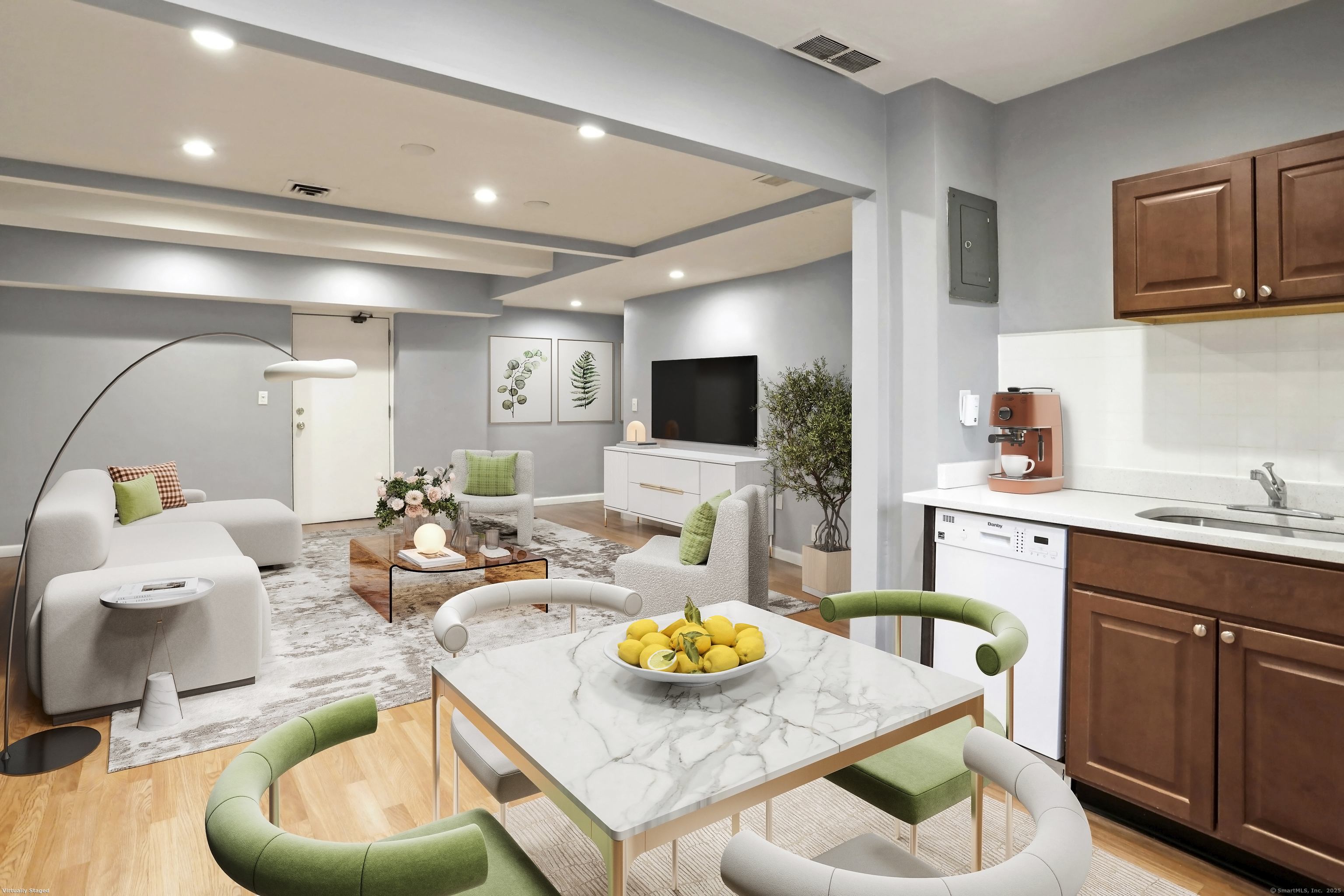 7 4th Street L1