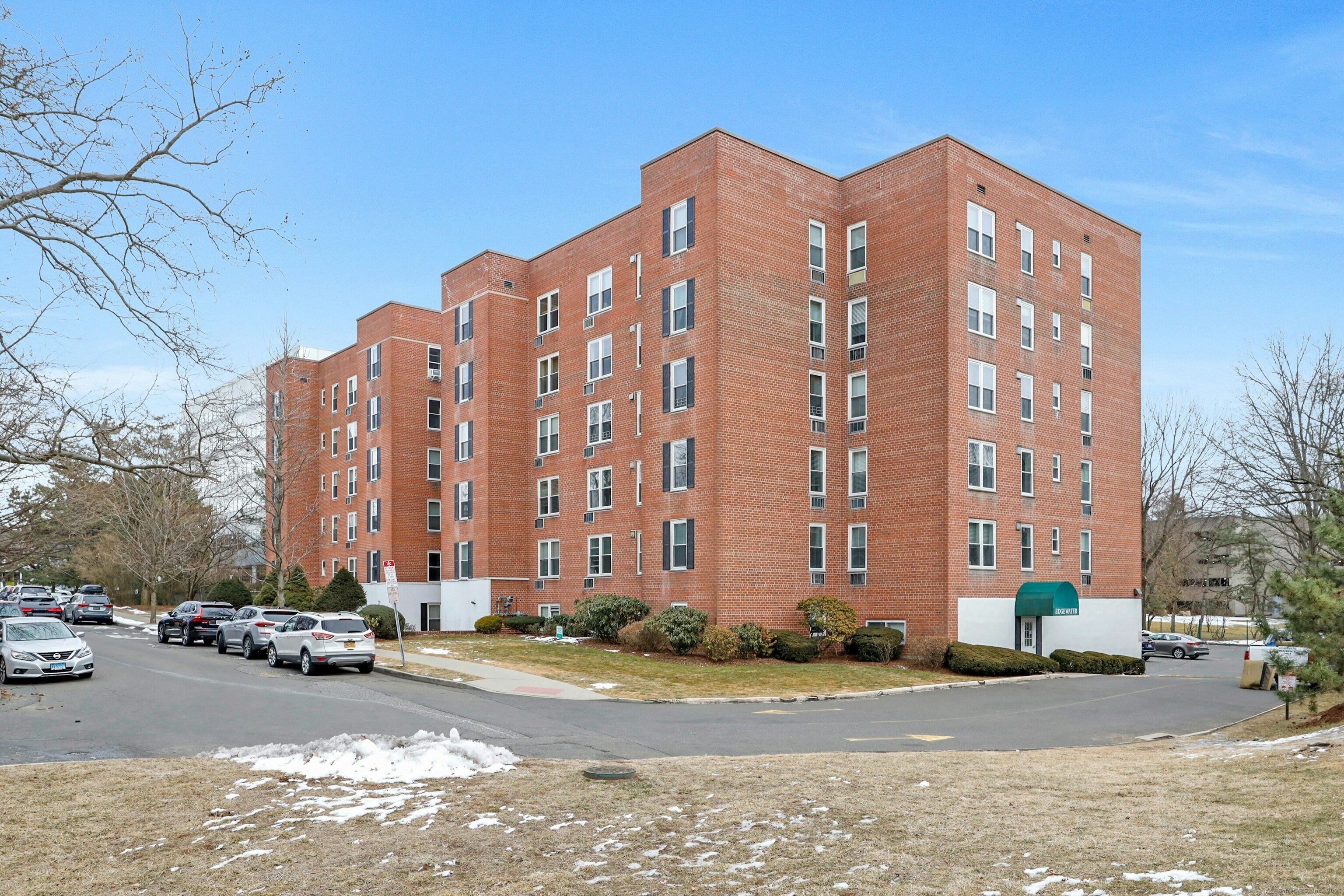 7 4th Street L1