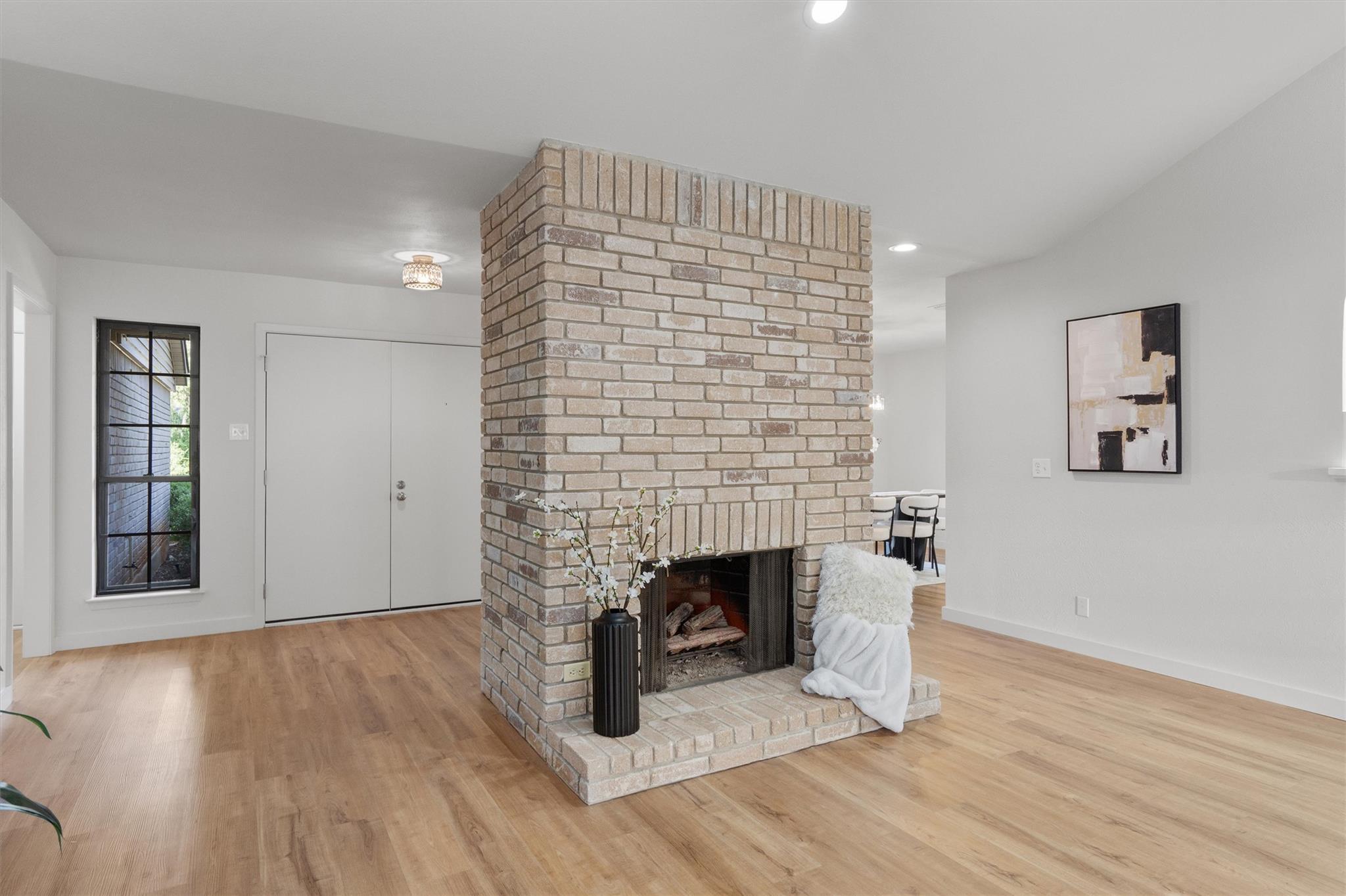 4505 Oak Creek DR, Austin