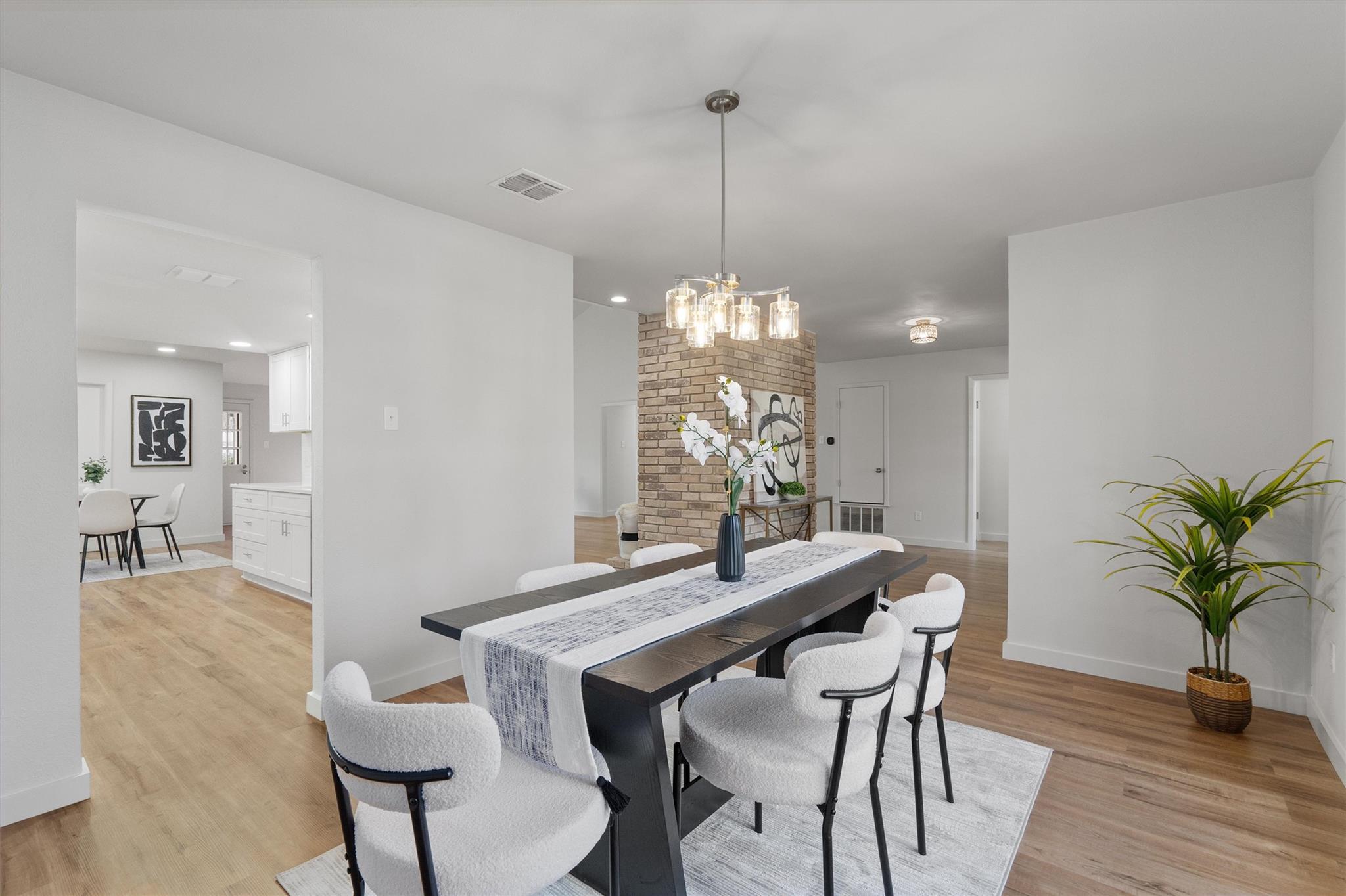 4505 Oak Creek DR, Austin