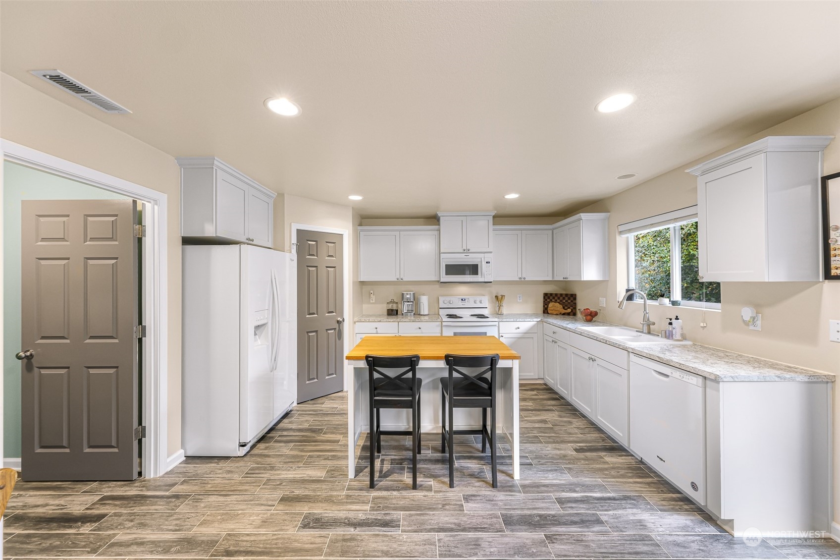22448 Bridgewater Road