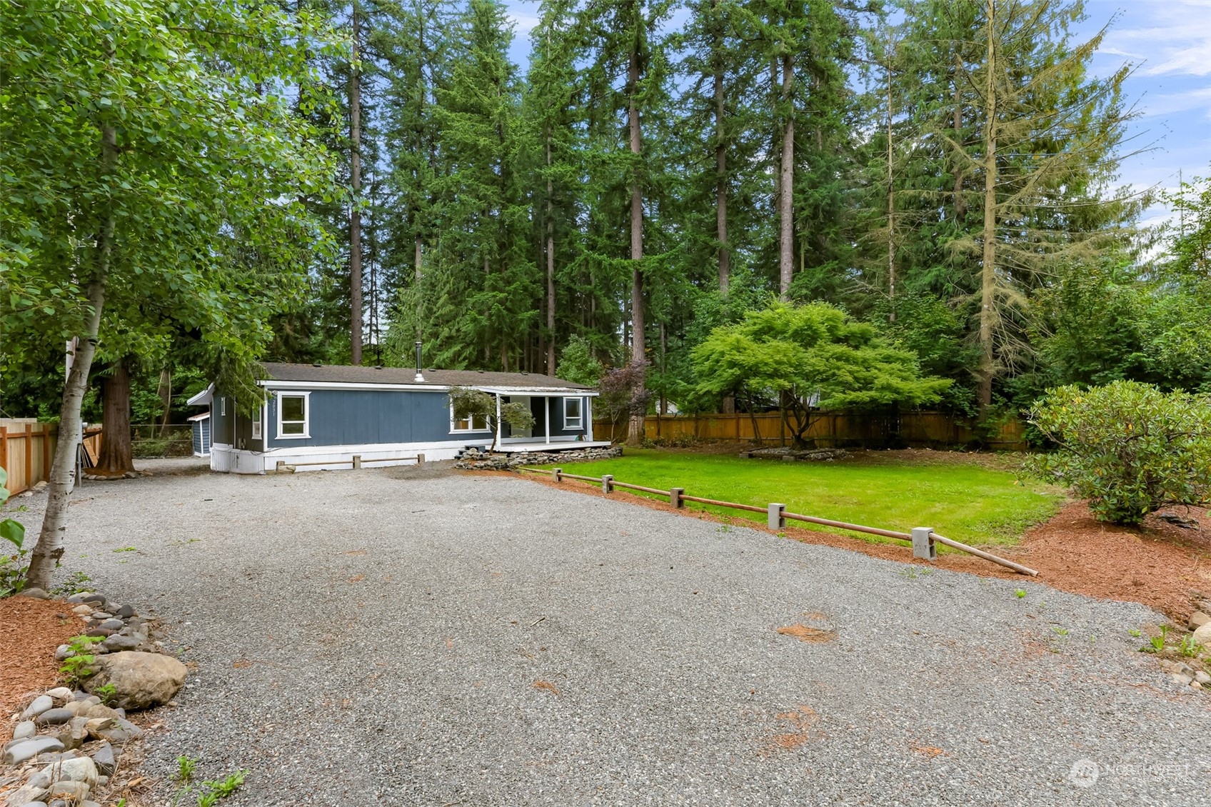 2031 Clear Valley