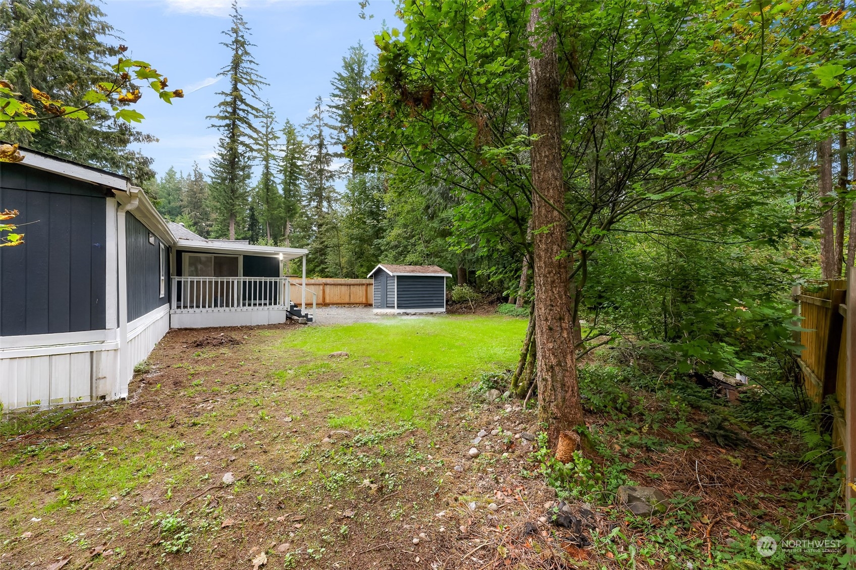 2031 Clear Valley