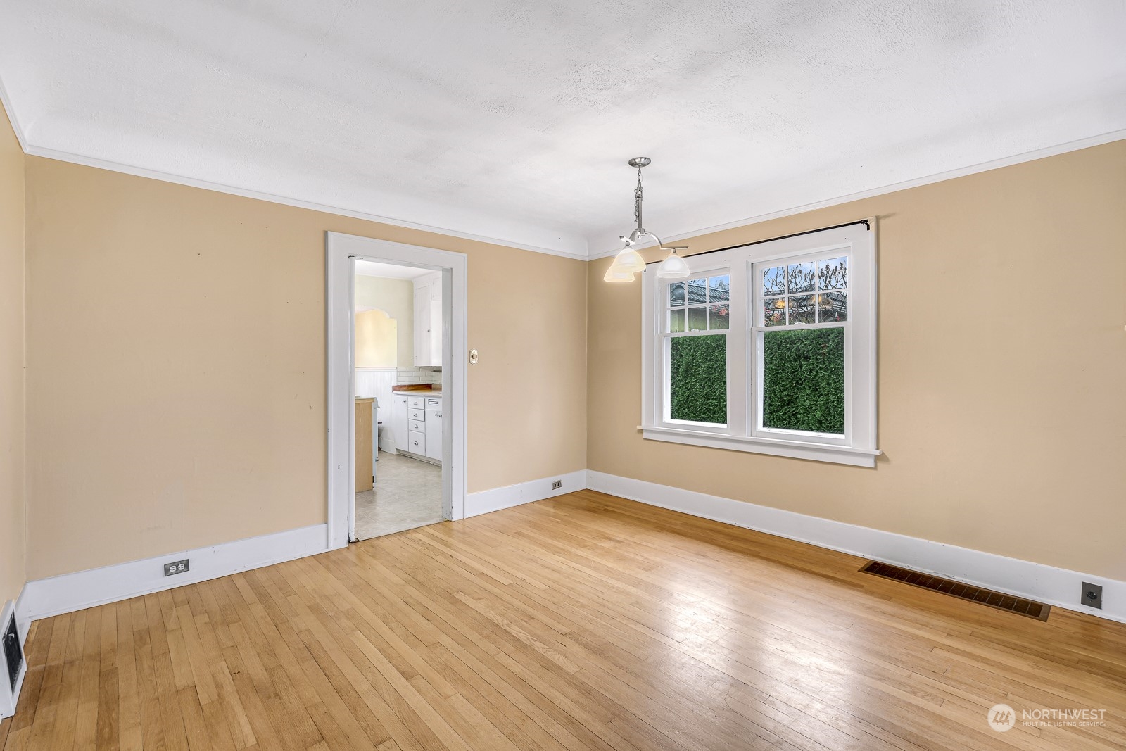 2814 Sunset Drive