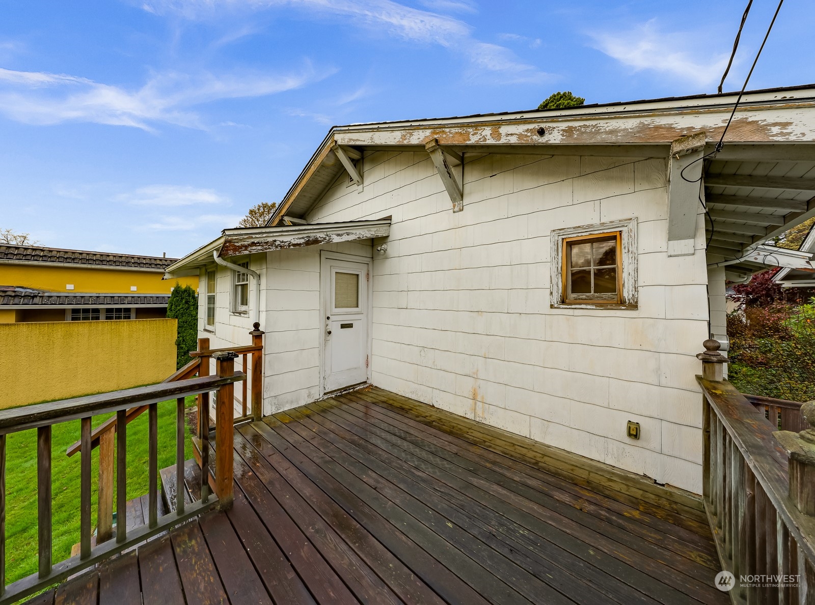 2814 Sunset Drive