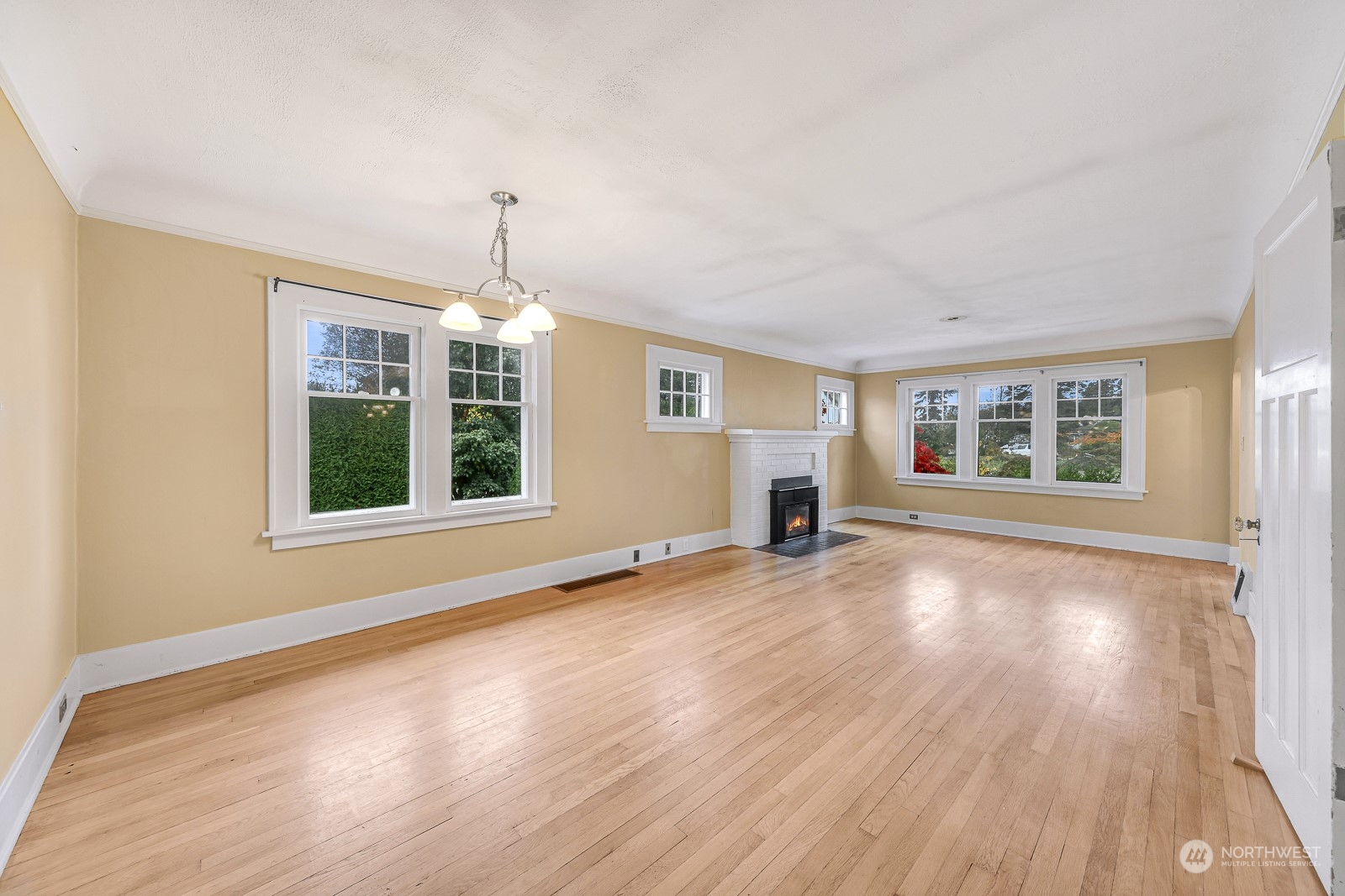 2814 Sunset Drive