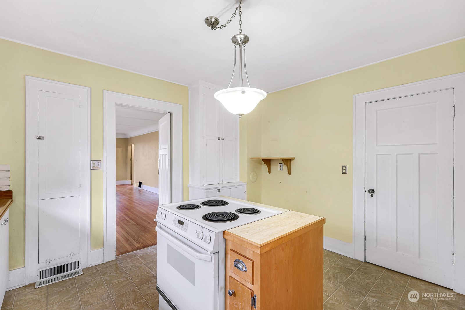 2814 Sunset Drive