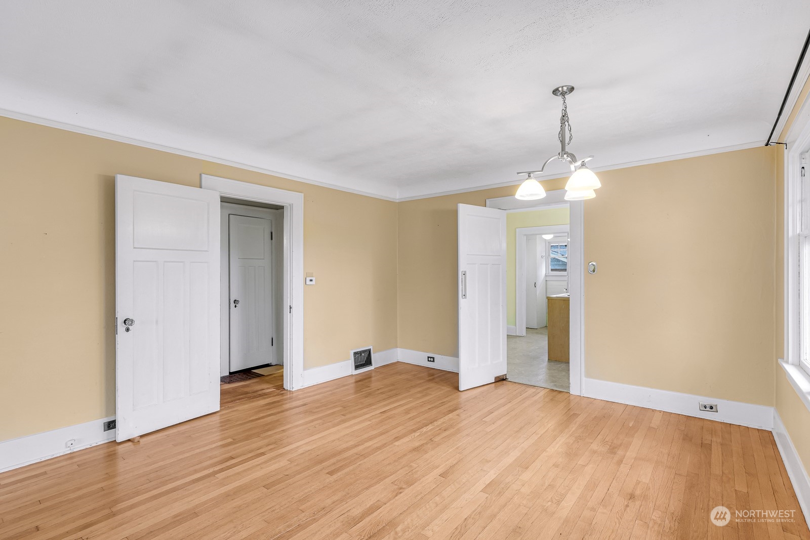2814 Sunset Drive