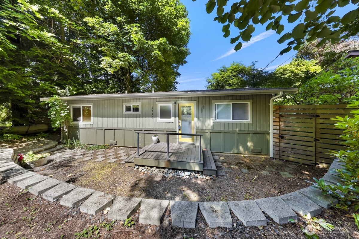 2920 Cedar Avenue