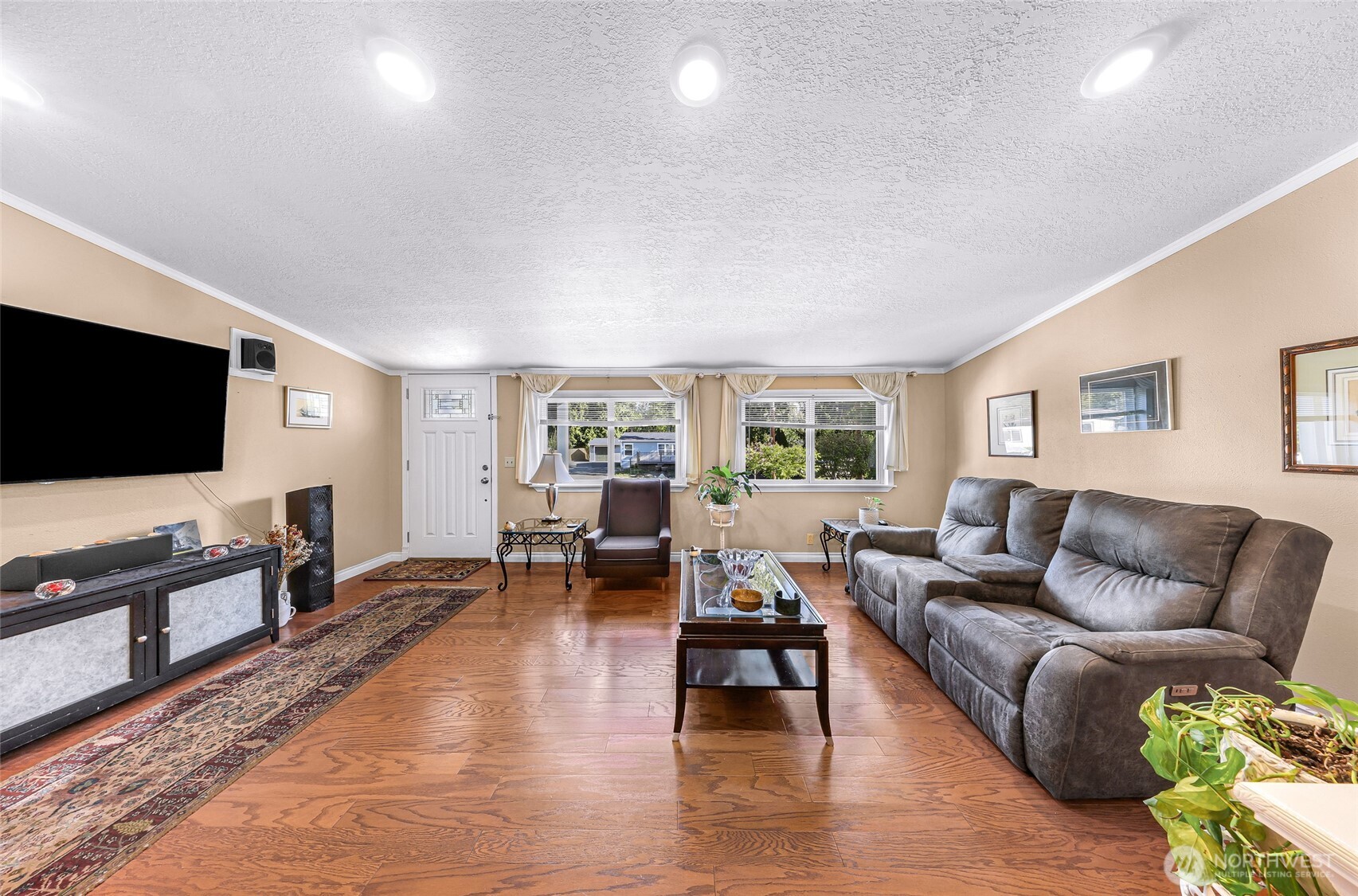 8633 Harbor Drive