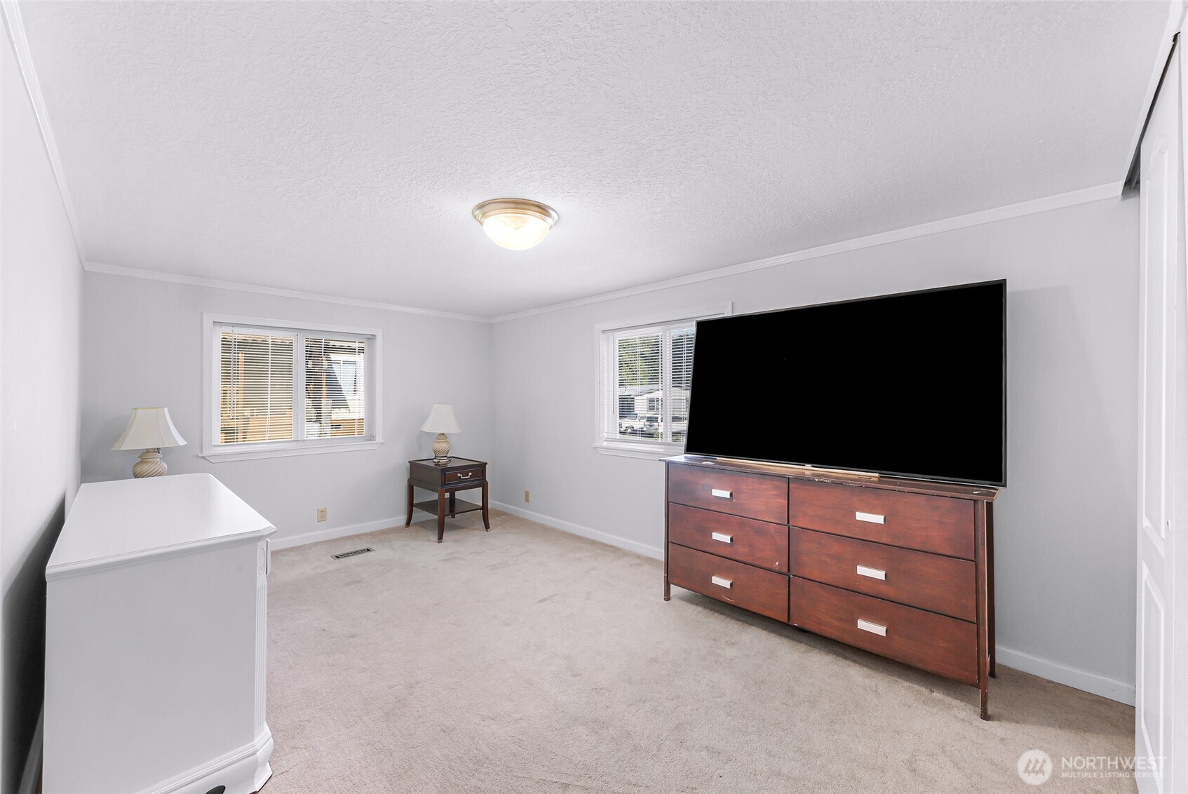 8633 Harbor Drive
