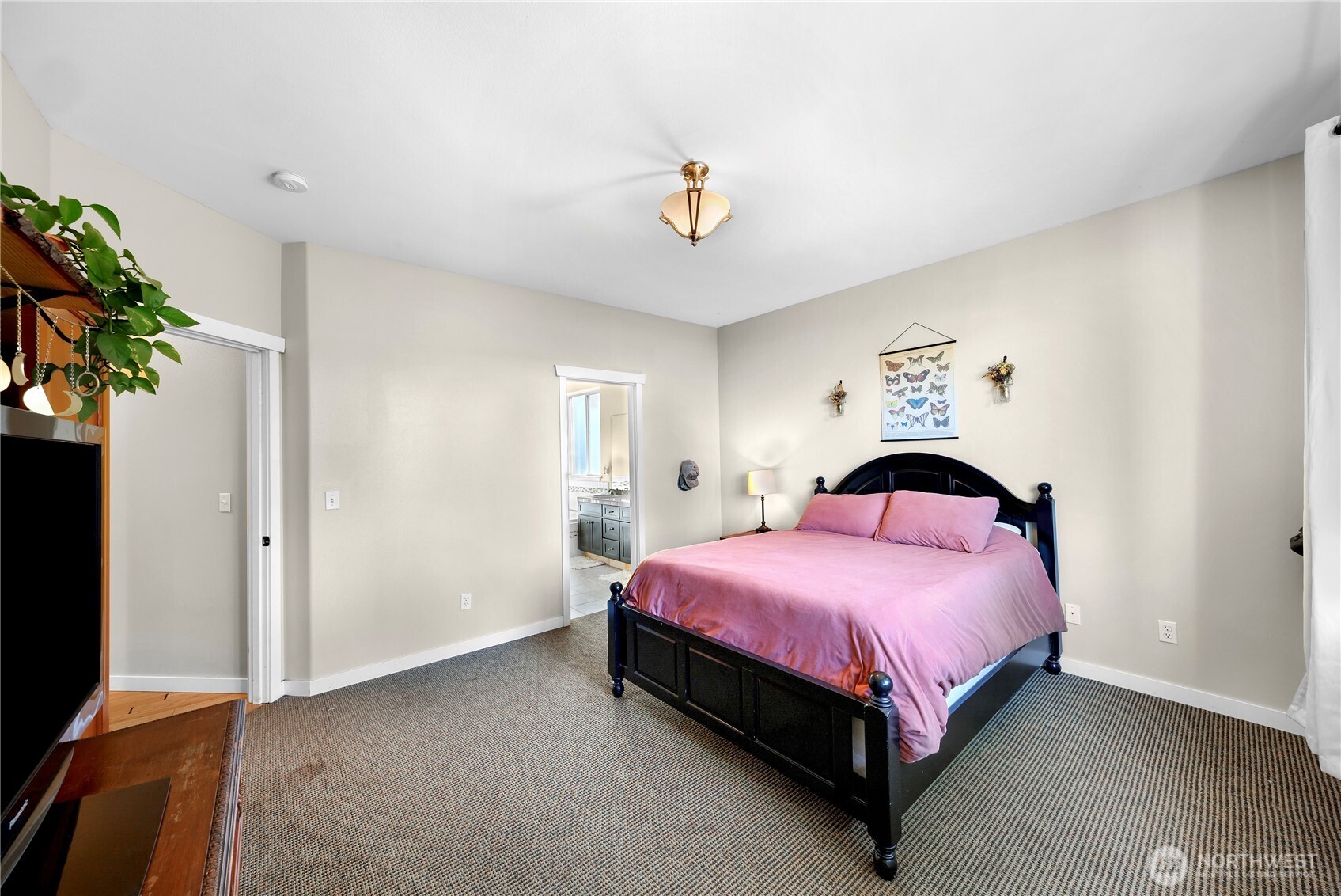 1302 Eastwood Way