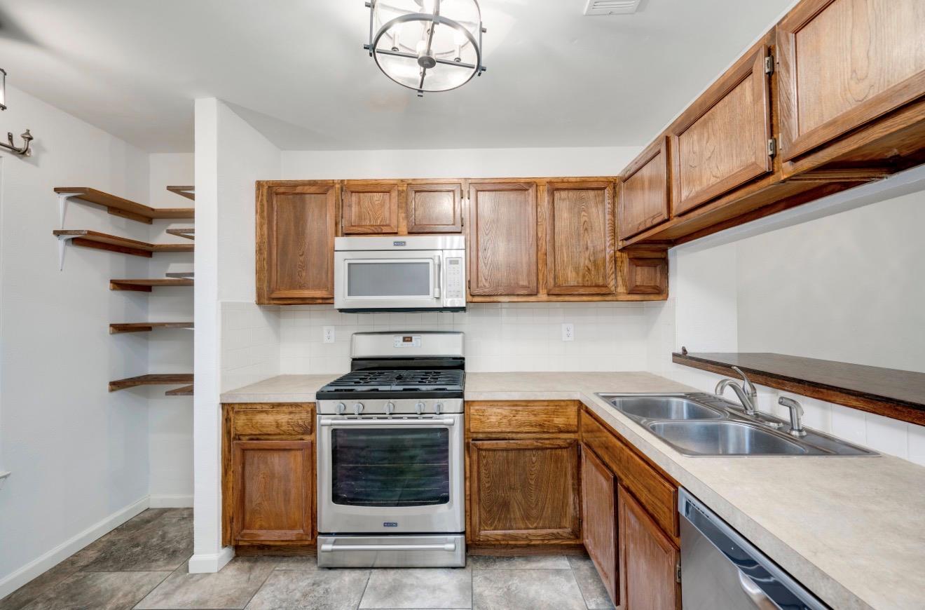 11821 Bittern Holw #34