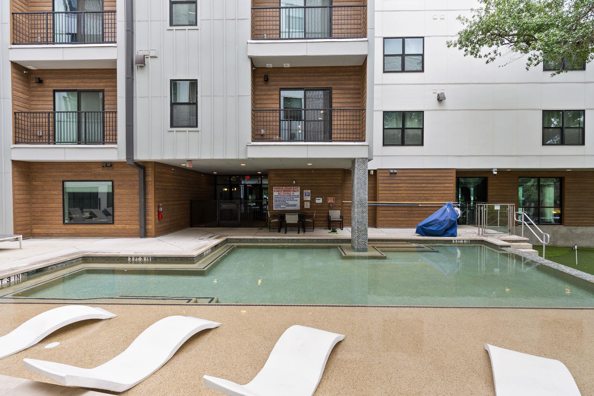 2500 Longview ST # 507