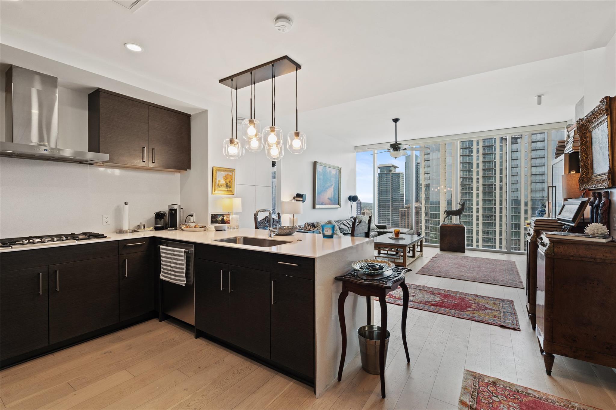 301 West Ave # 3004