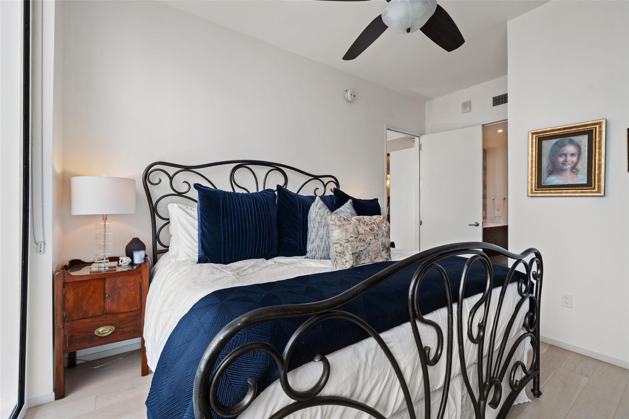 301 West Ave # 3004