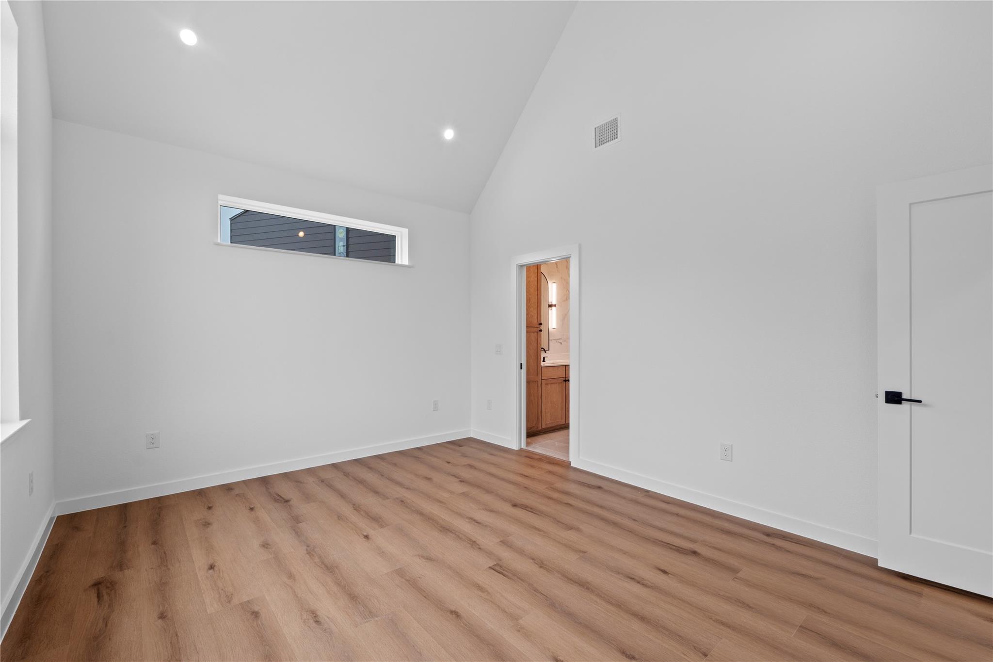 1200 Bianca Breeze Pl