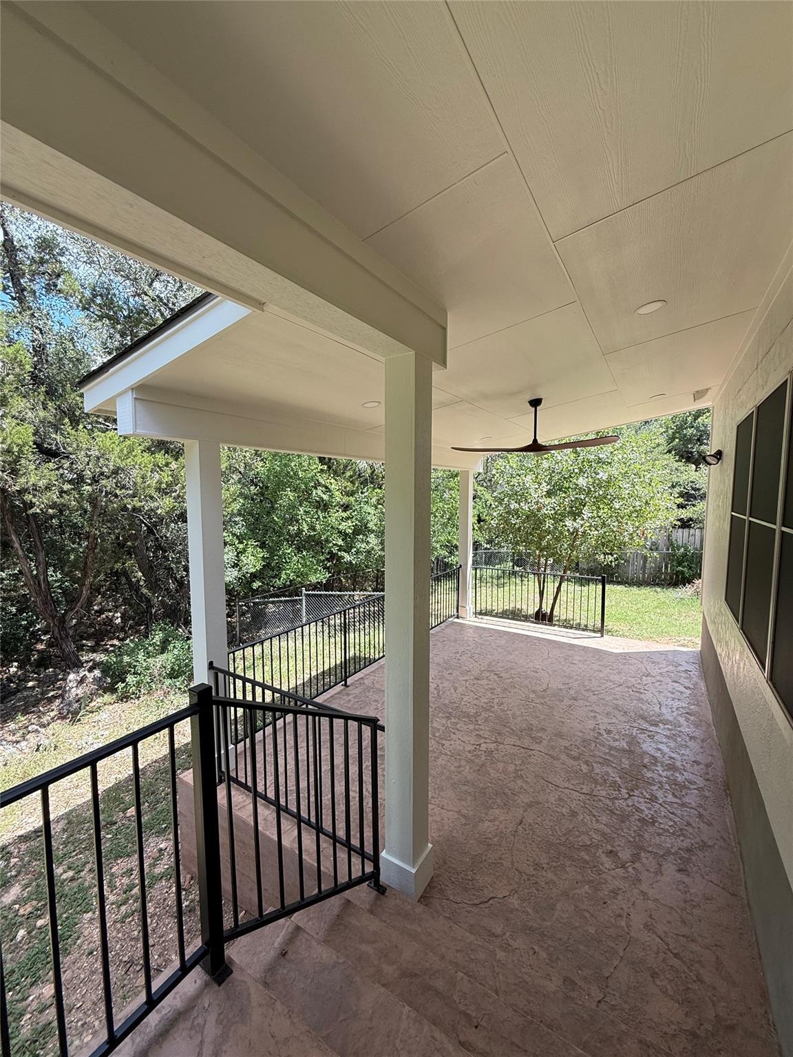 1301 S Quinlan Park RD