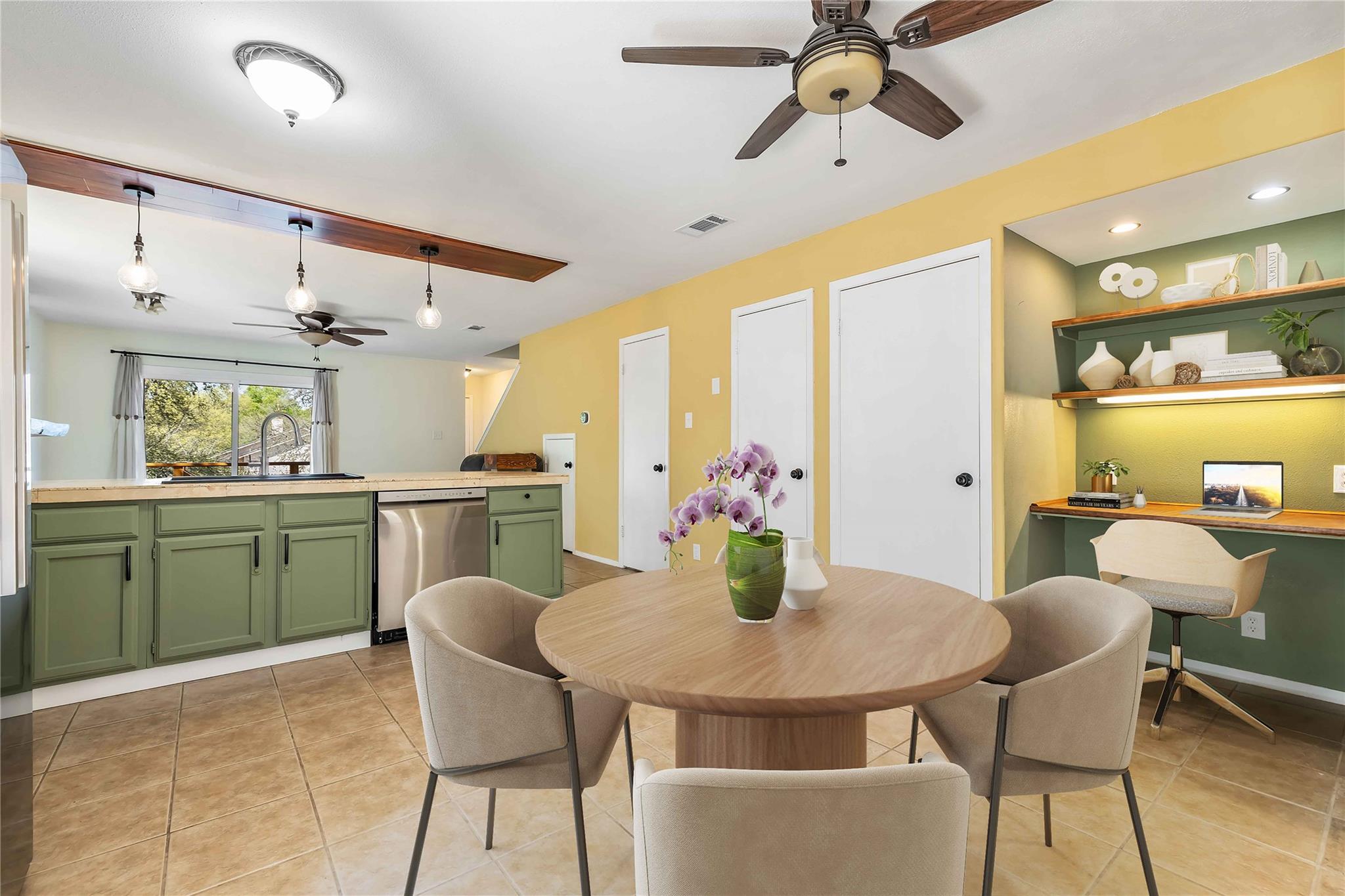 1703 Waterloo TRL # B