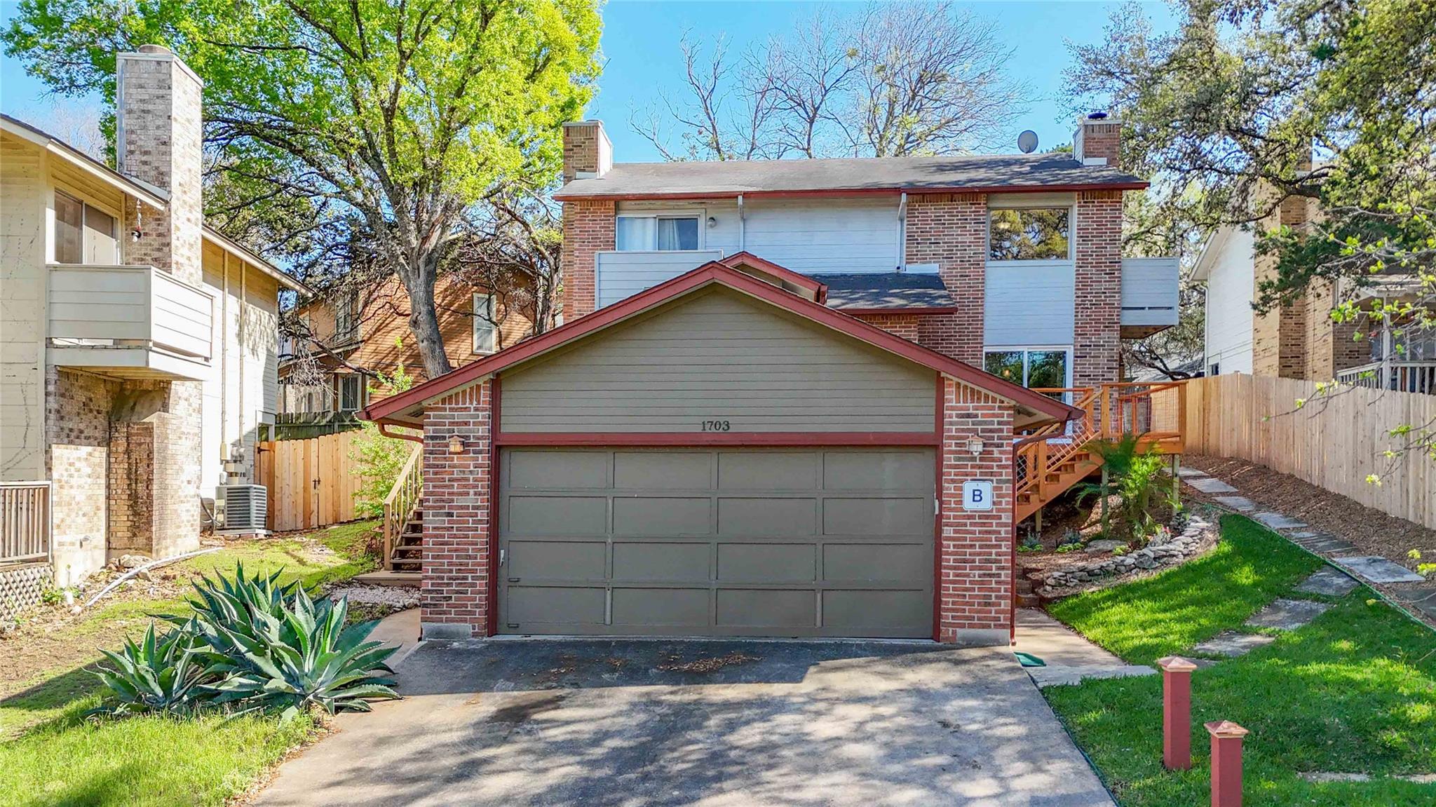 1703 Waterloo TRL # B