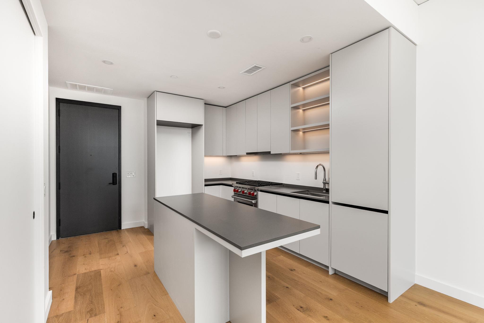 610 Davis ST # 3009