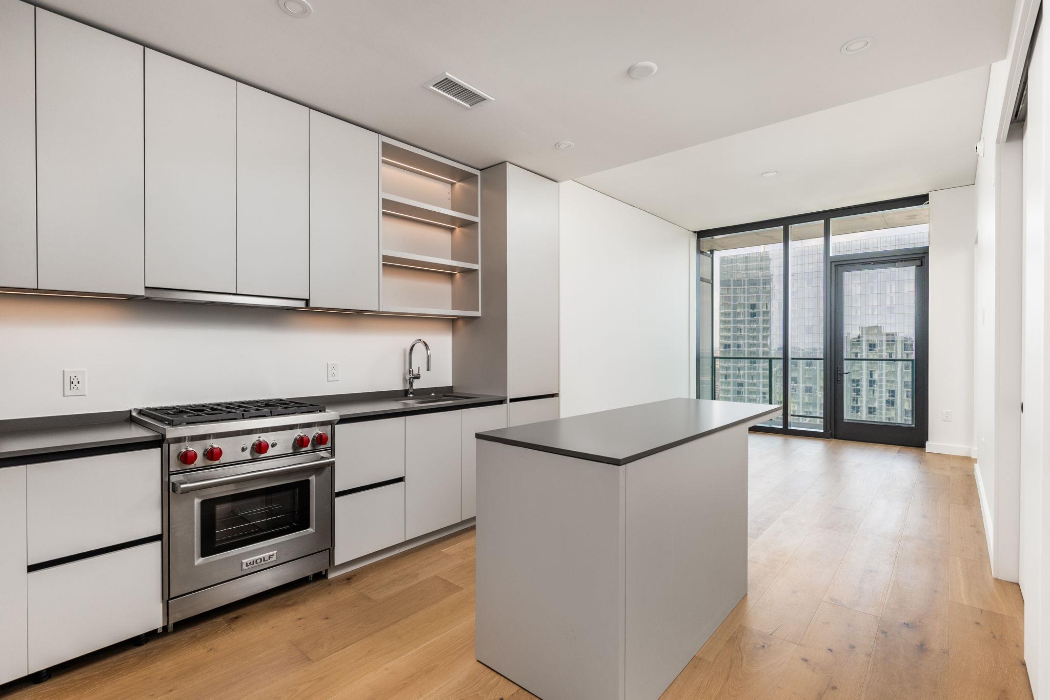 610 Davis ST # 3009