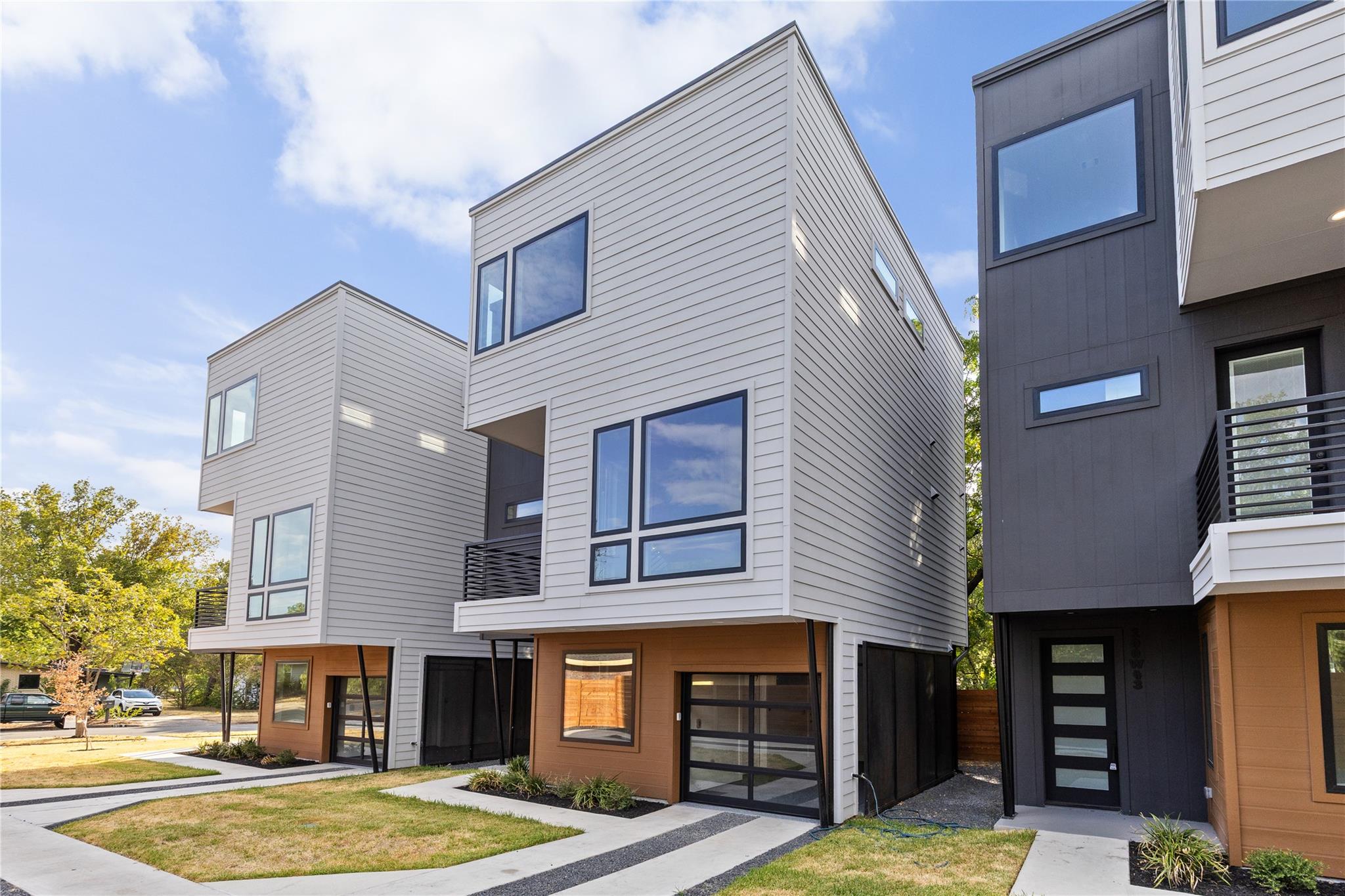 100 W Odell ST # 2