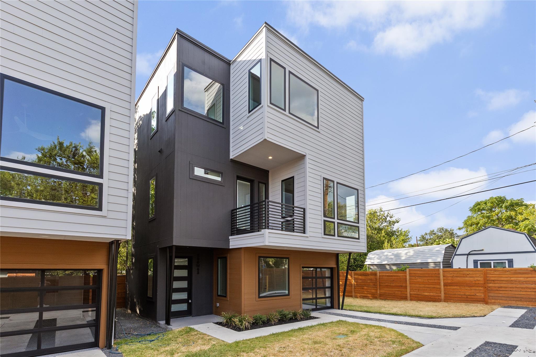 100 W Odell ST # 3