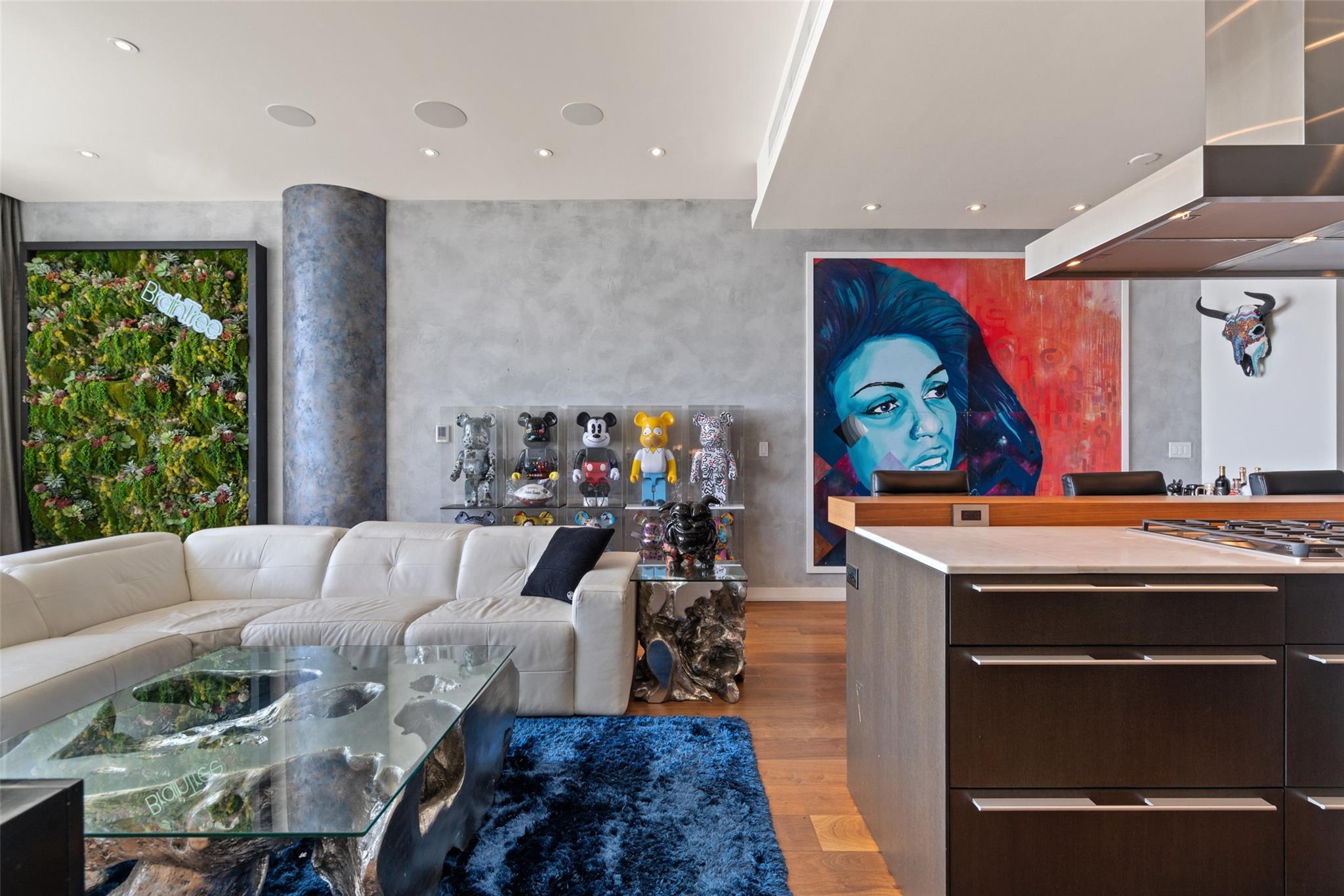 210 Lavaca ST # 2203