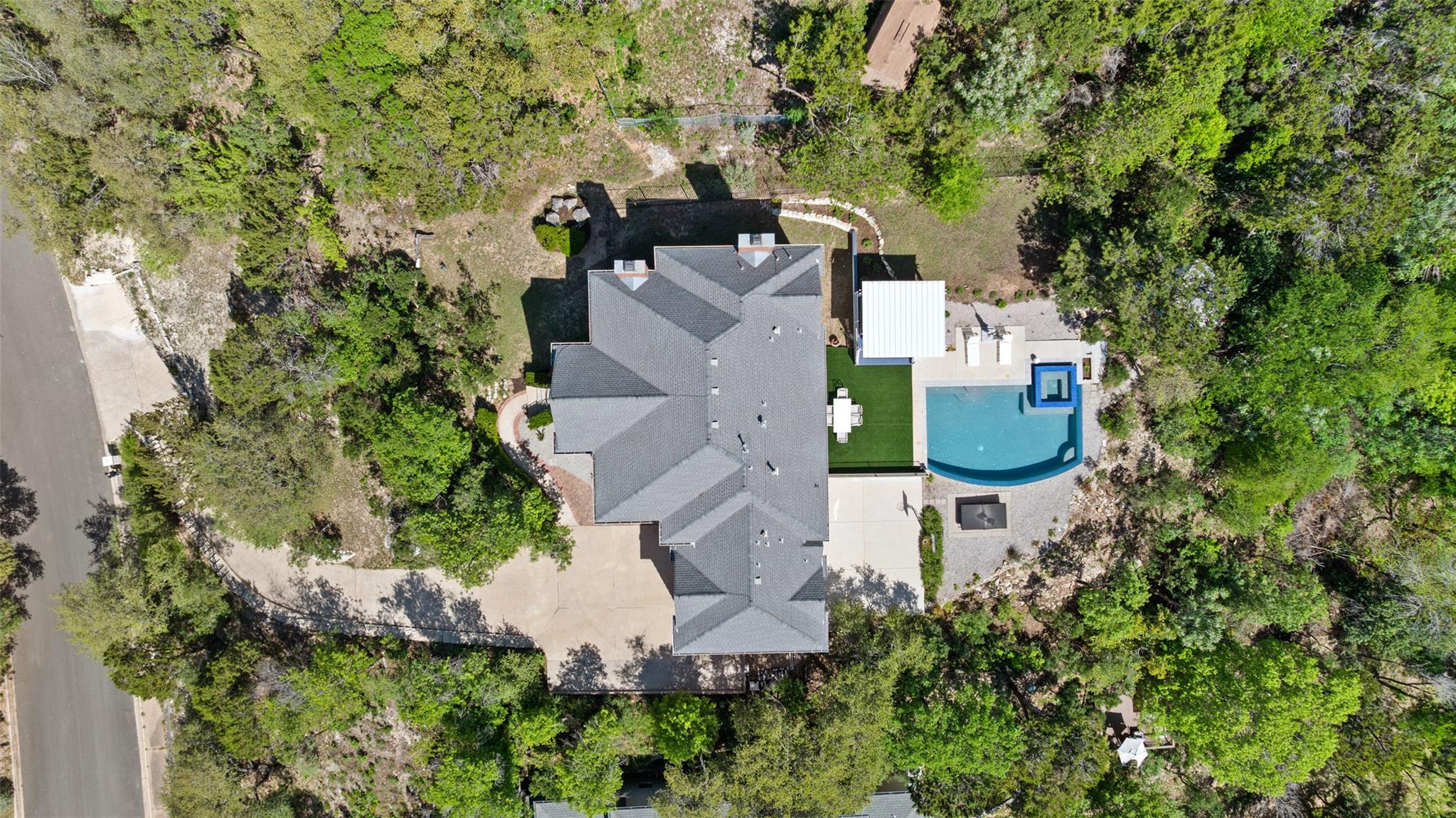 4014 Walnut Clay DR