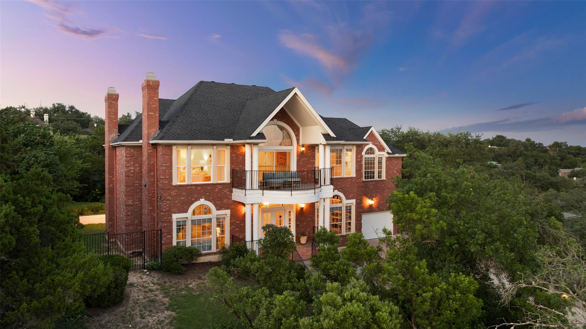 4014 Walnut Clay DR