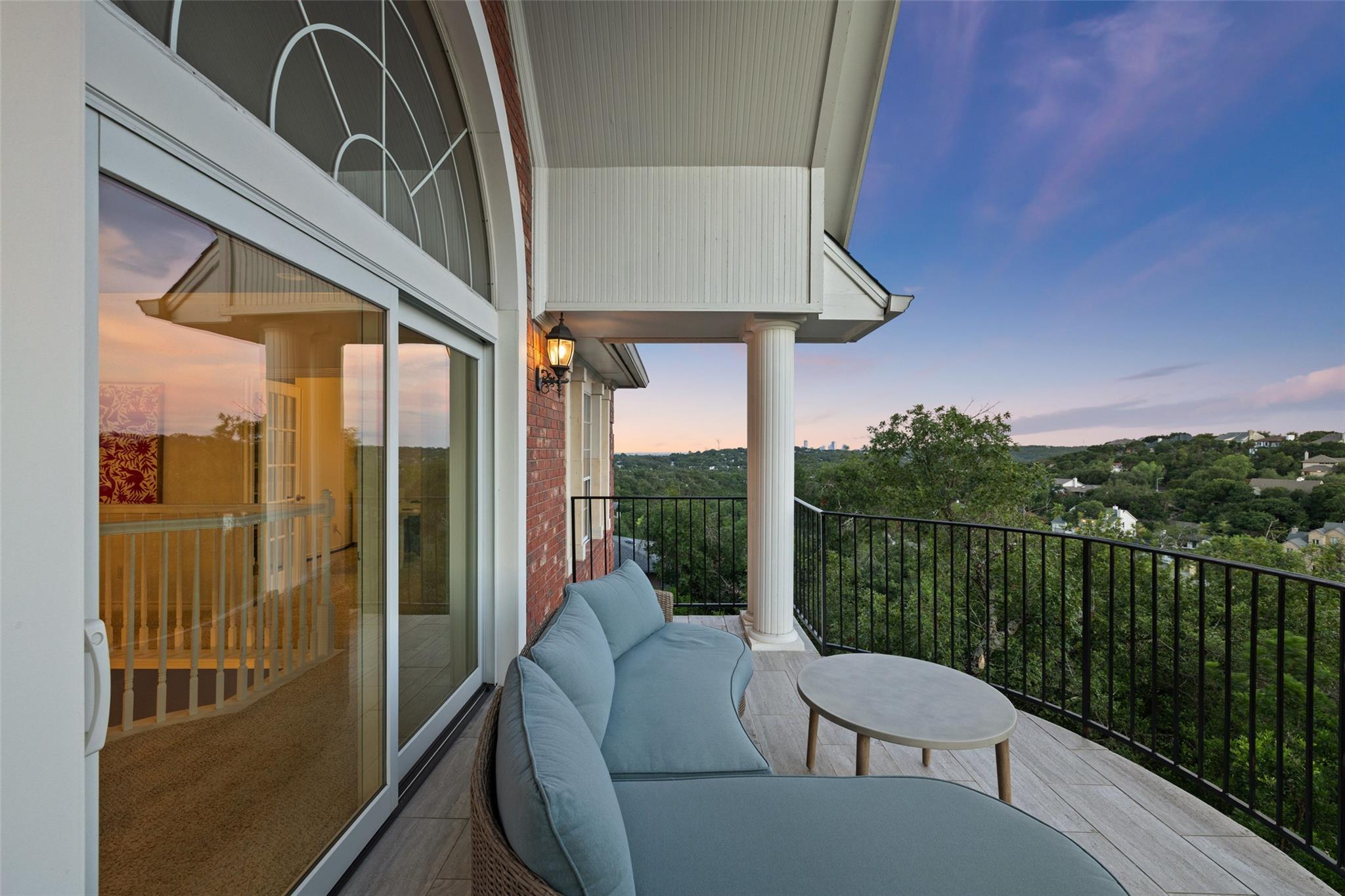 4014 Walnut Clay DR