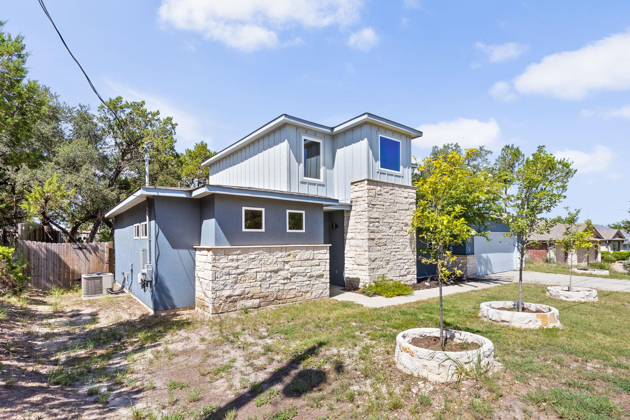 20601 Buckskin RDG