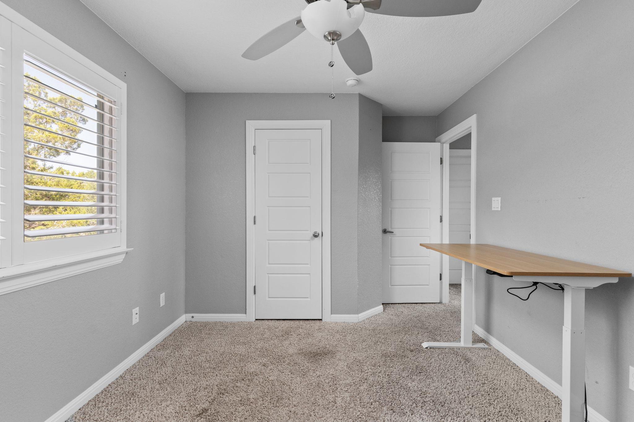 20601 Buckskin RDG