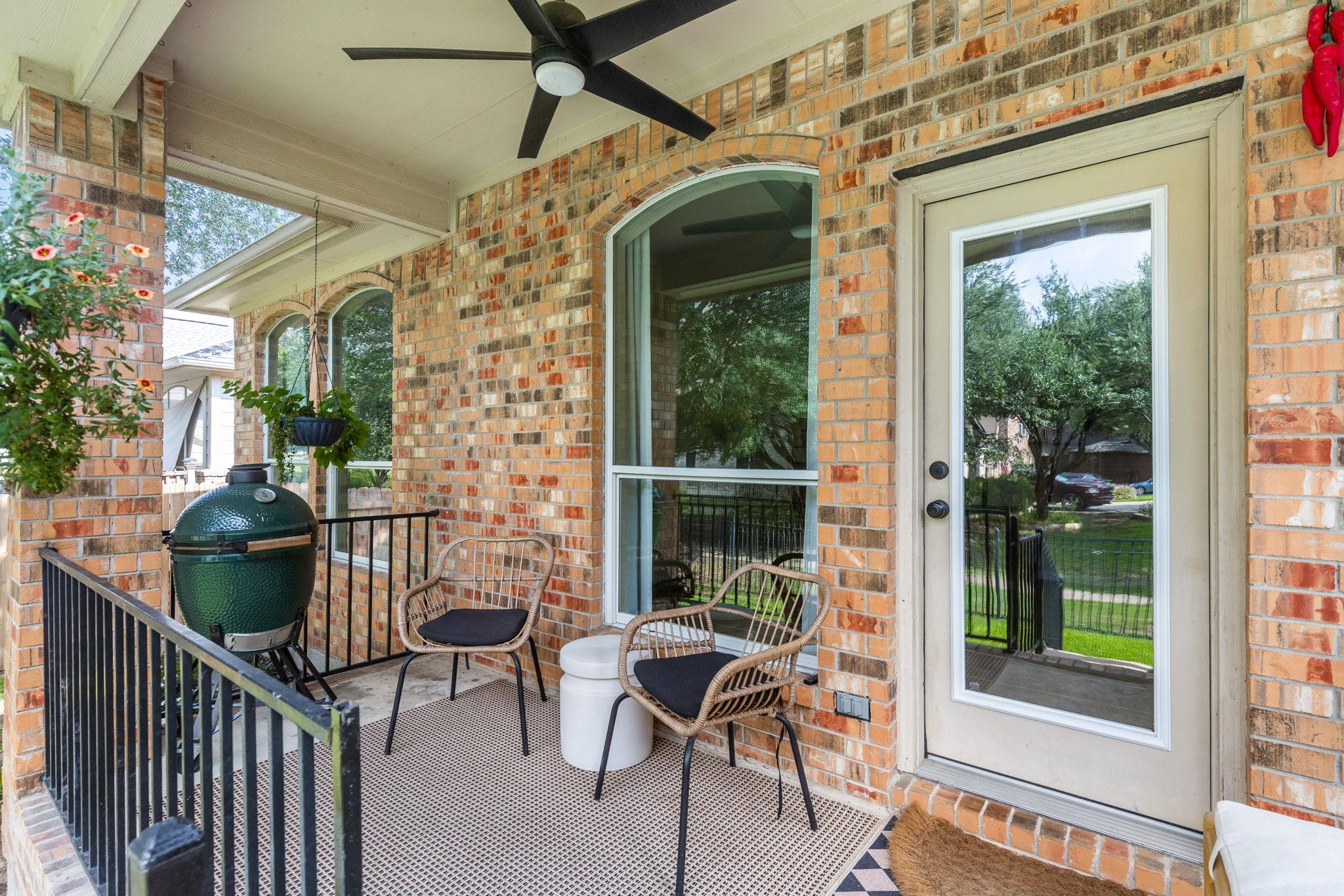 732 Bent Wood PL