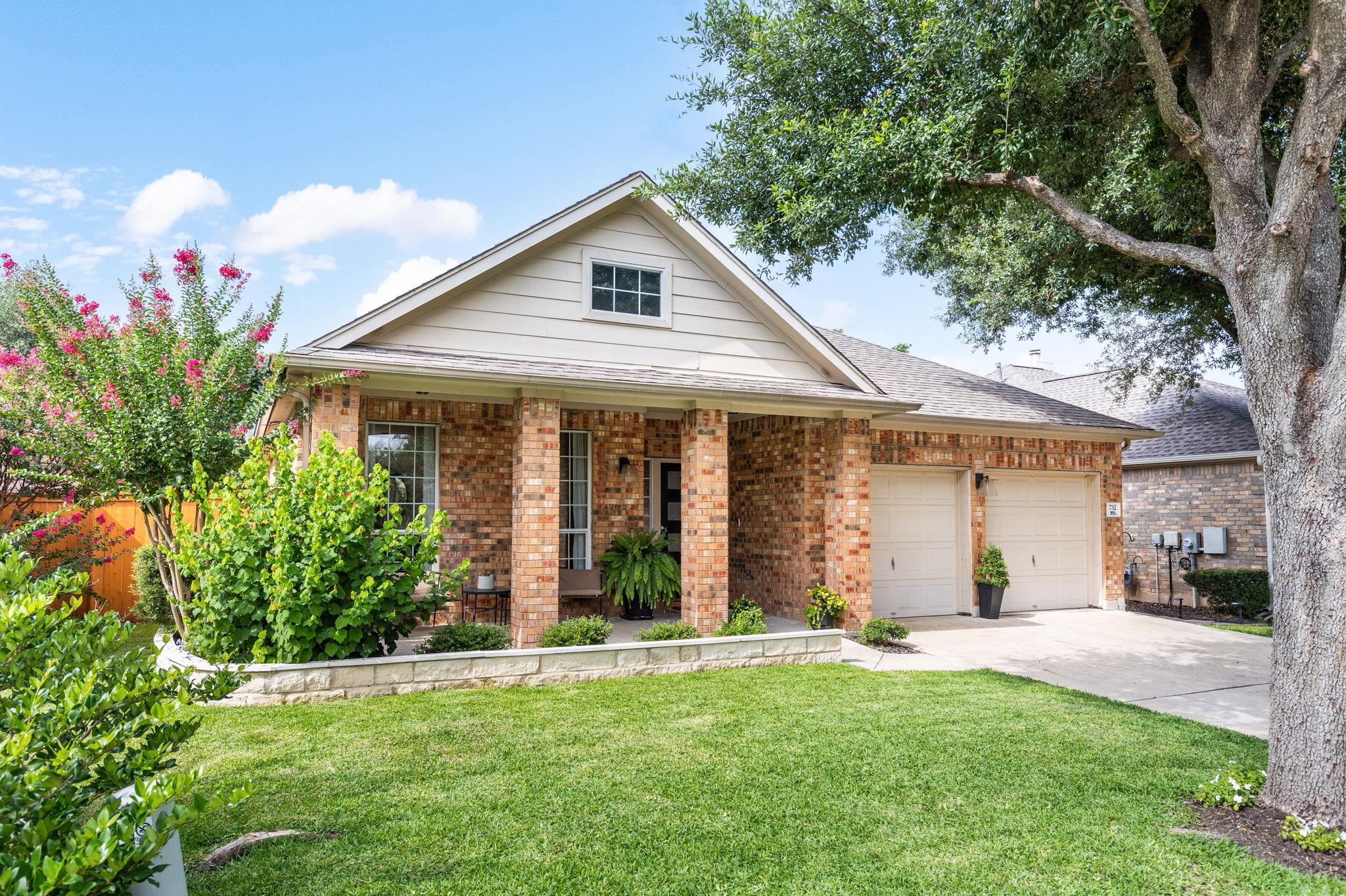 732 Bent Wood PL