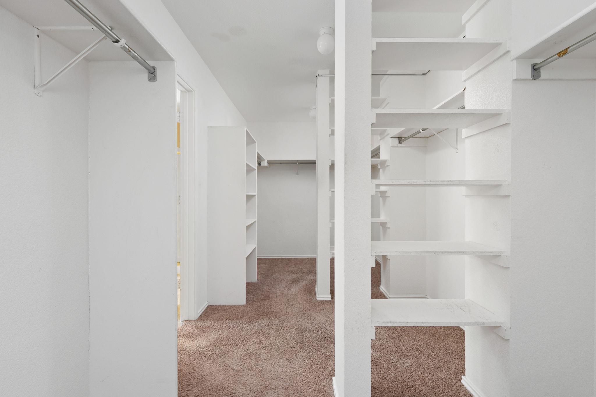 11304 Pickard LN