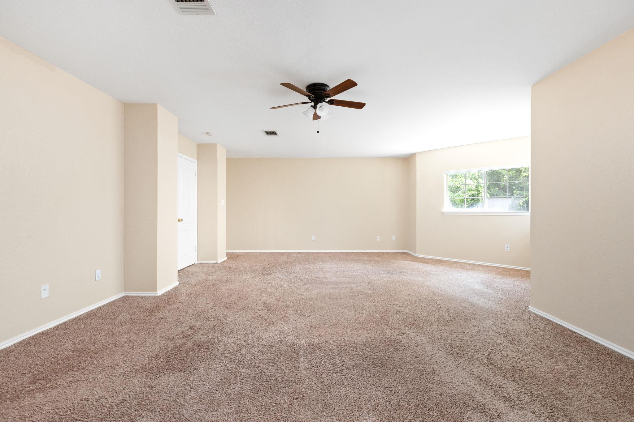 11304 Pickard LN